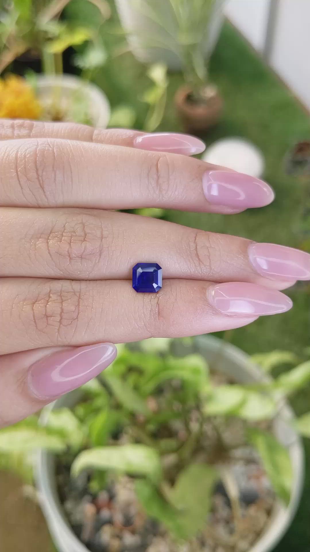 1.38 Ct. Blue Sapphire from Ceylon (Sri Lanka) Size Video