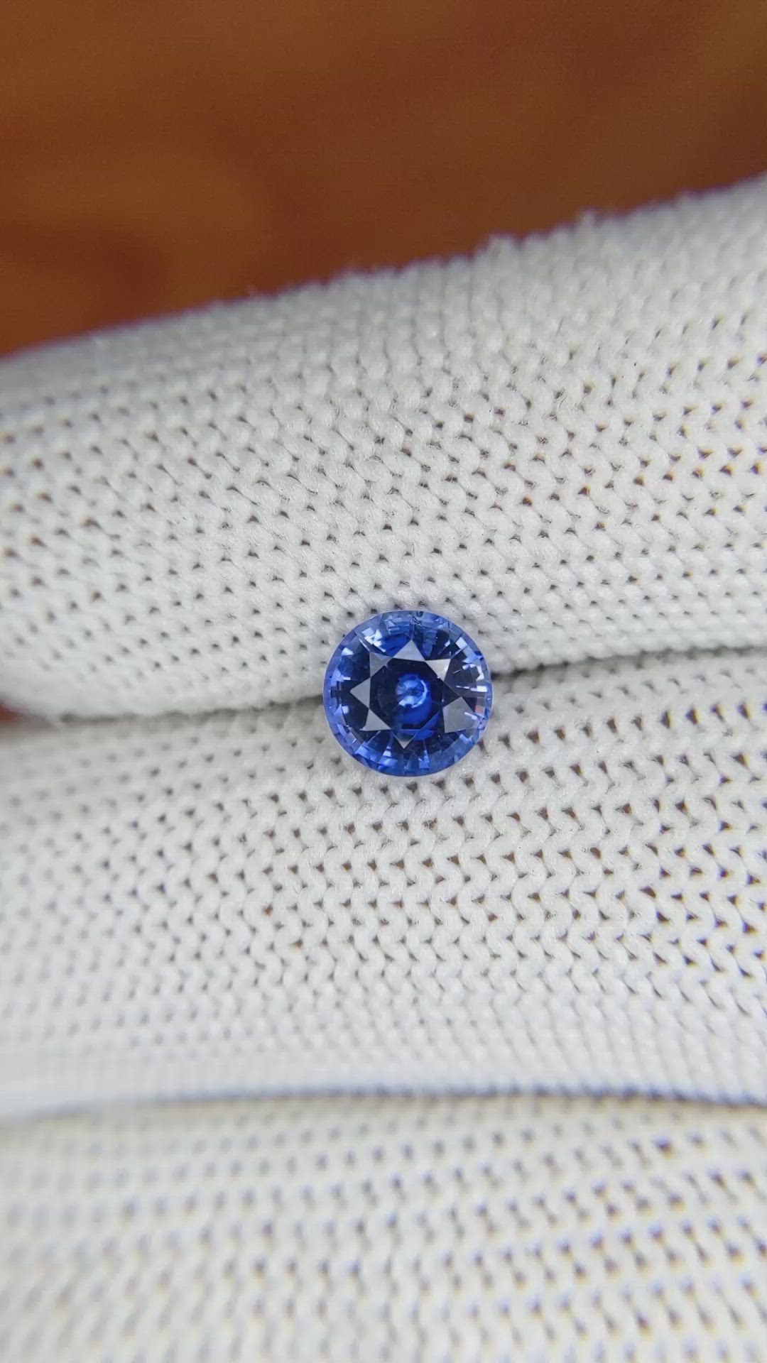 1.29 Ct. Blue Sapphire from Ceylon (Sri Lanka) Size Video