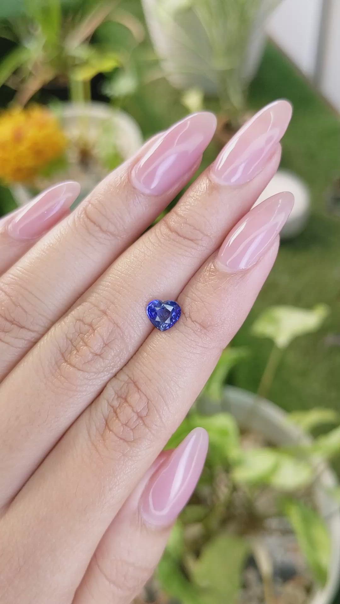 1.28 Ct. Blue Sapphire from Ceylon (Sri Lanka) Size Video
