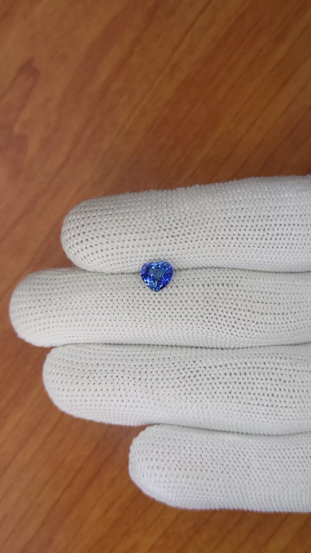 1.28 Ct. Blue Sapphire from Ceylon (Sri Lanka) Size Video