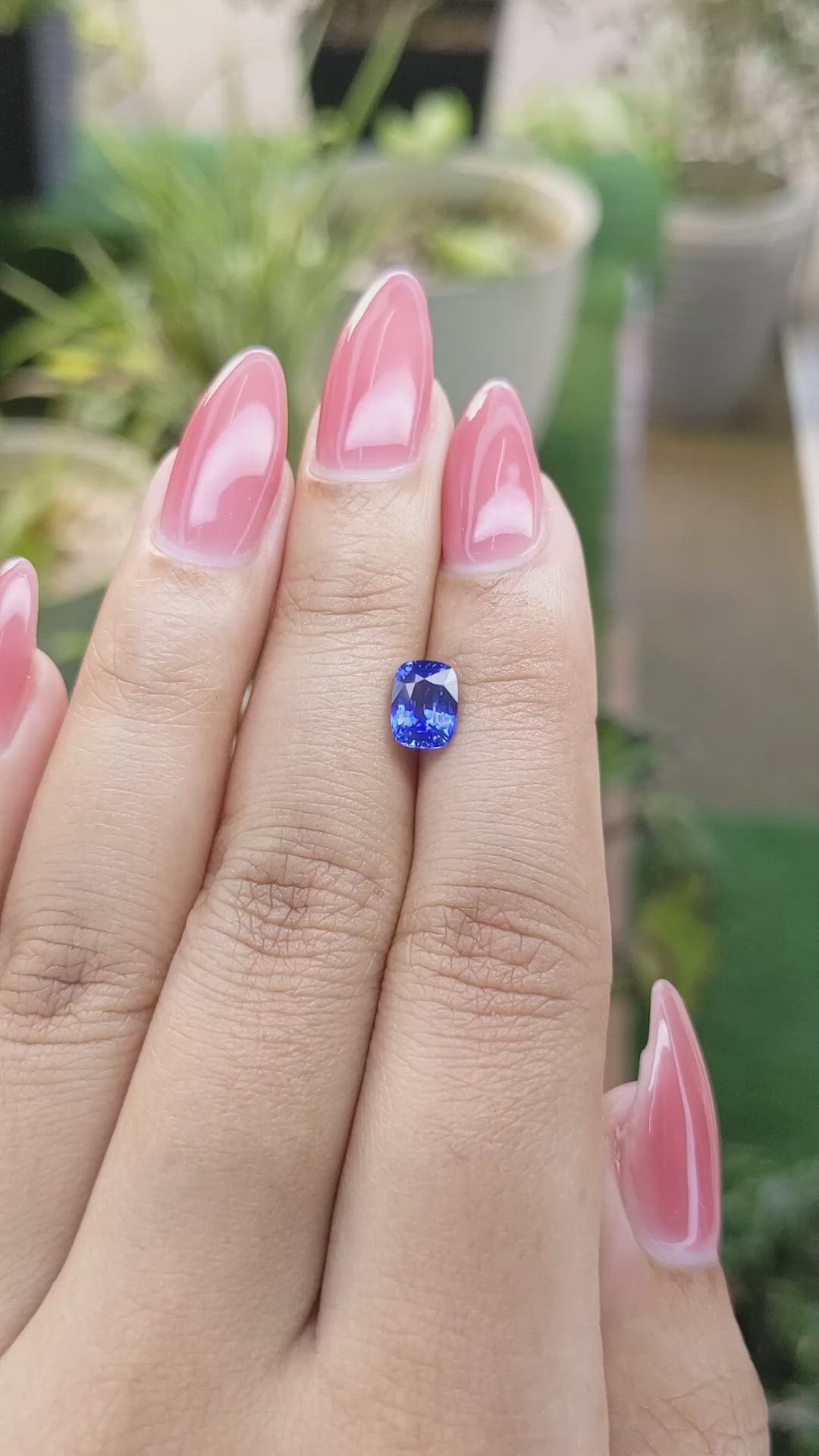 1.35 Ct. Blue Sapphire from Ceylon (Sri Lanka) Size Video