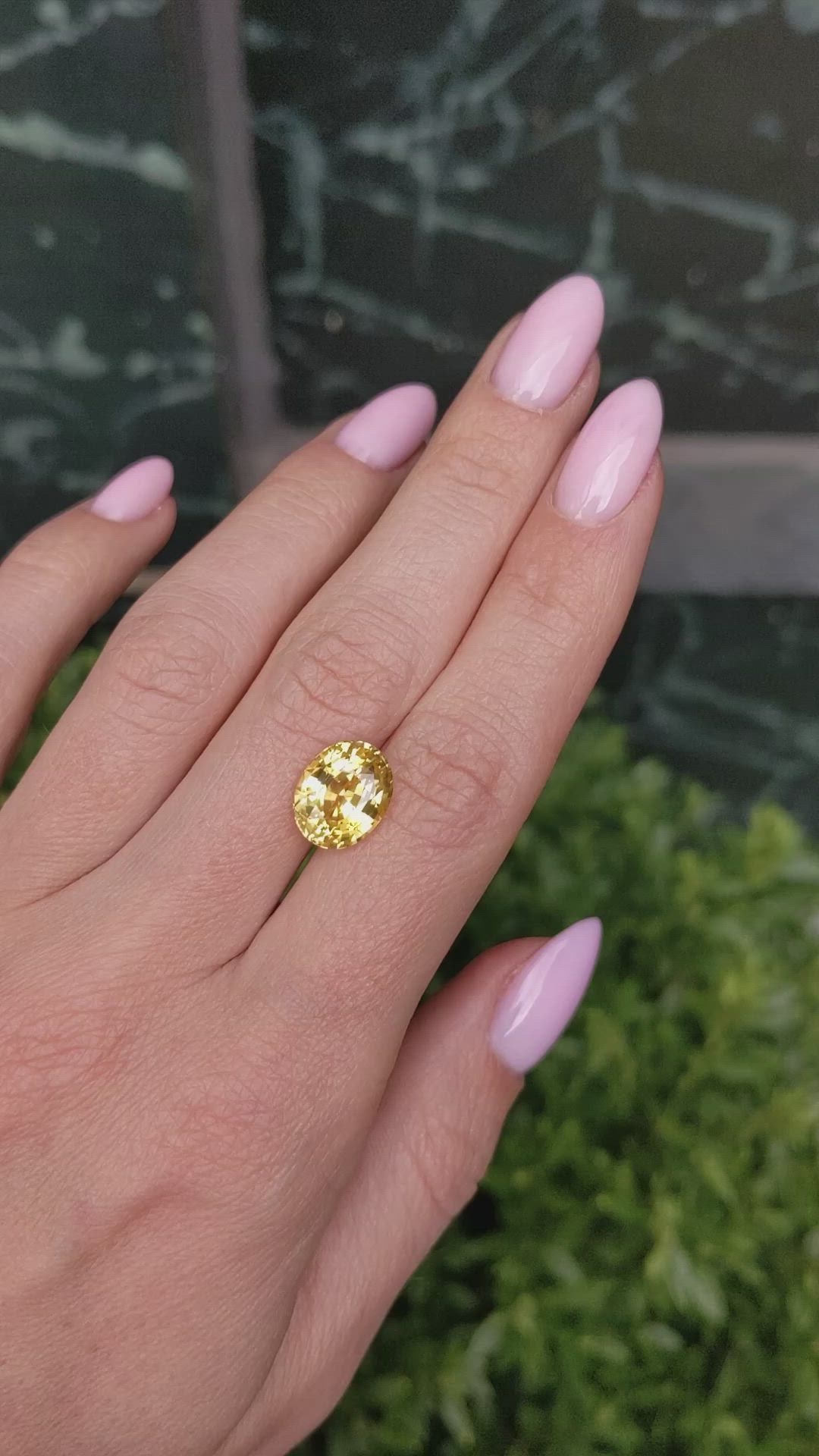 6.18 Ct. Yellow Sapphire from Ceylon (Sri Lanka) Size Video
