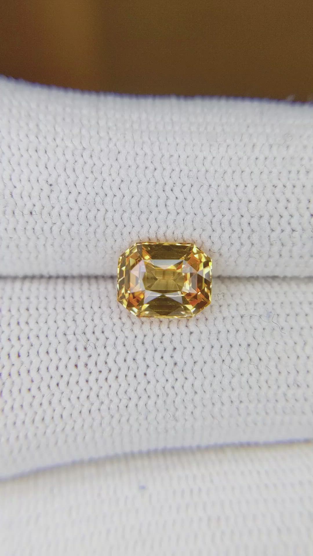 2.16 Ct. Orangish Yellow Sapphire from Ceylon (Sri Lanka) Size Video