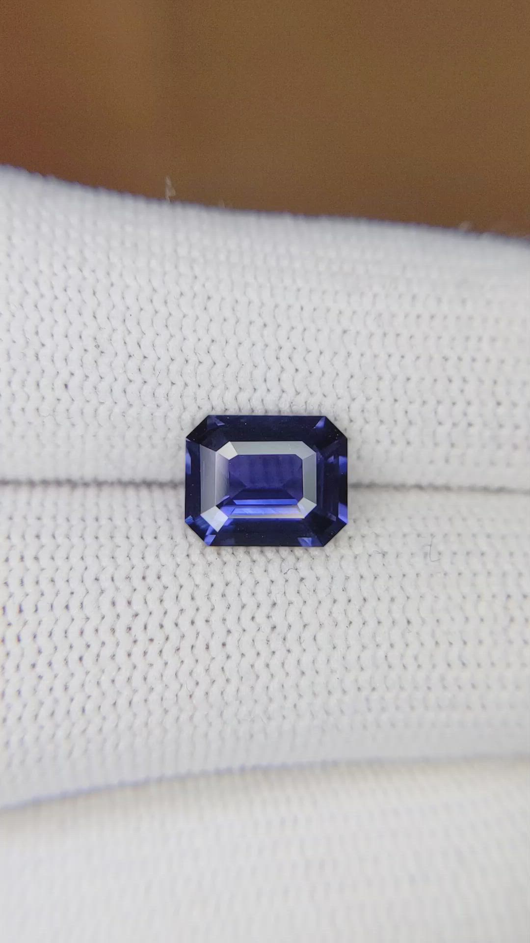 2.56 Ct. Bluish Purple Sapphire from Ceylon (Sri Lanka) Size Video