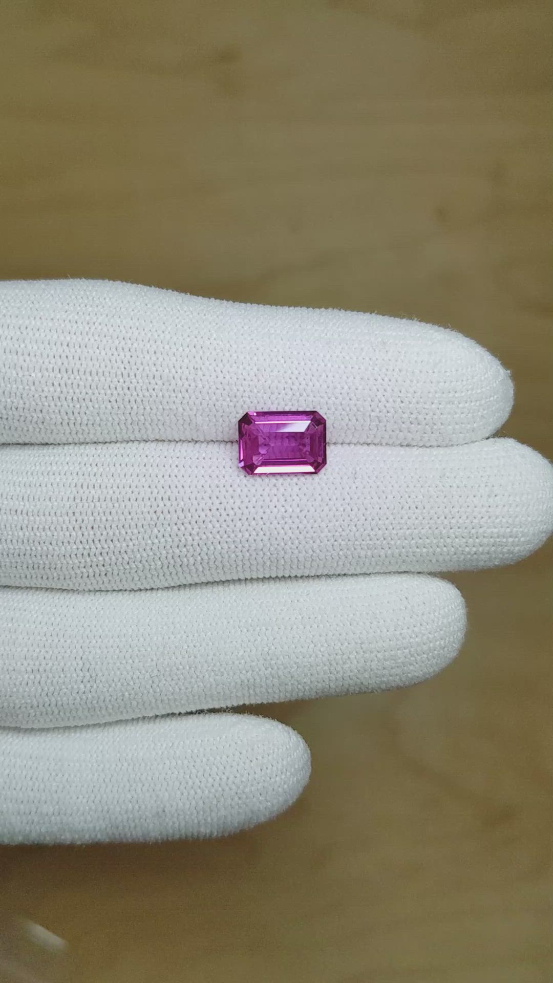 2.63 Ct. Pinkish Purple Sapphire from Madagascar Size Video