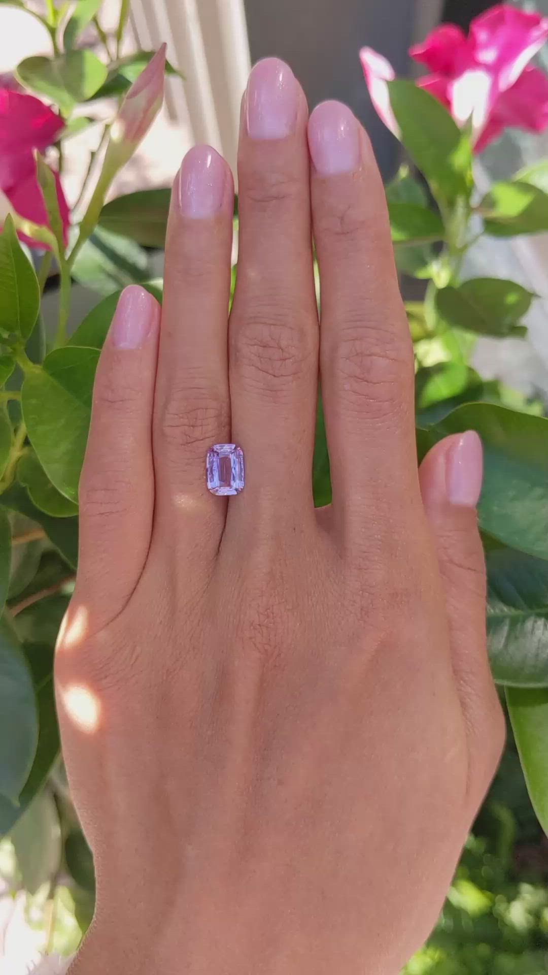 2.54 Ct. Pinkish Purple Sapphire from Ceylon (Sri Lanka) Size Video