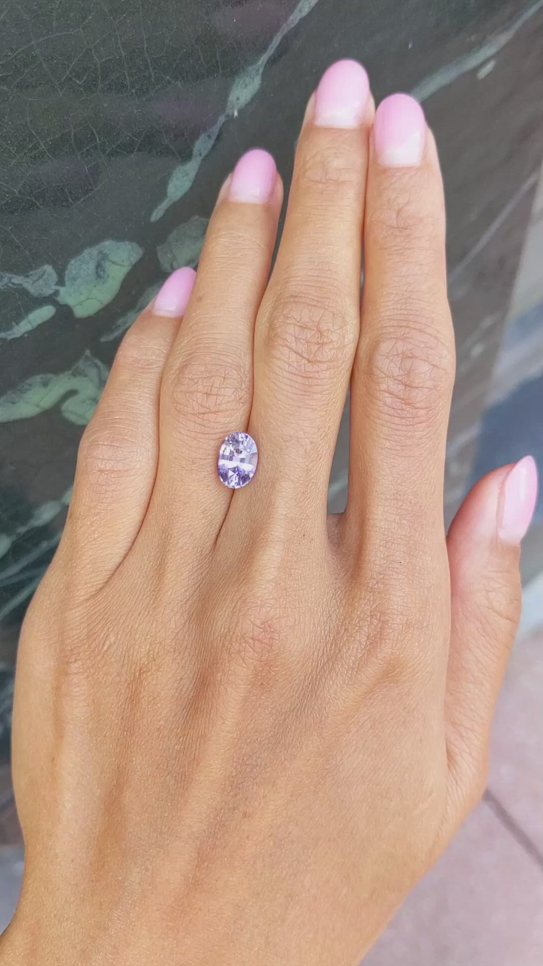 2.63 Ct. Pinkish Purple Sapphire from Ceylon (Sri Lanka) Size Video