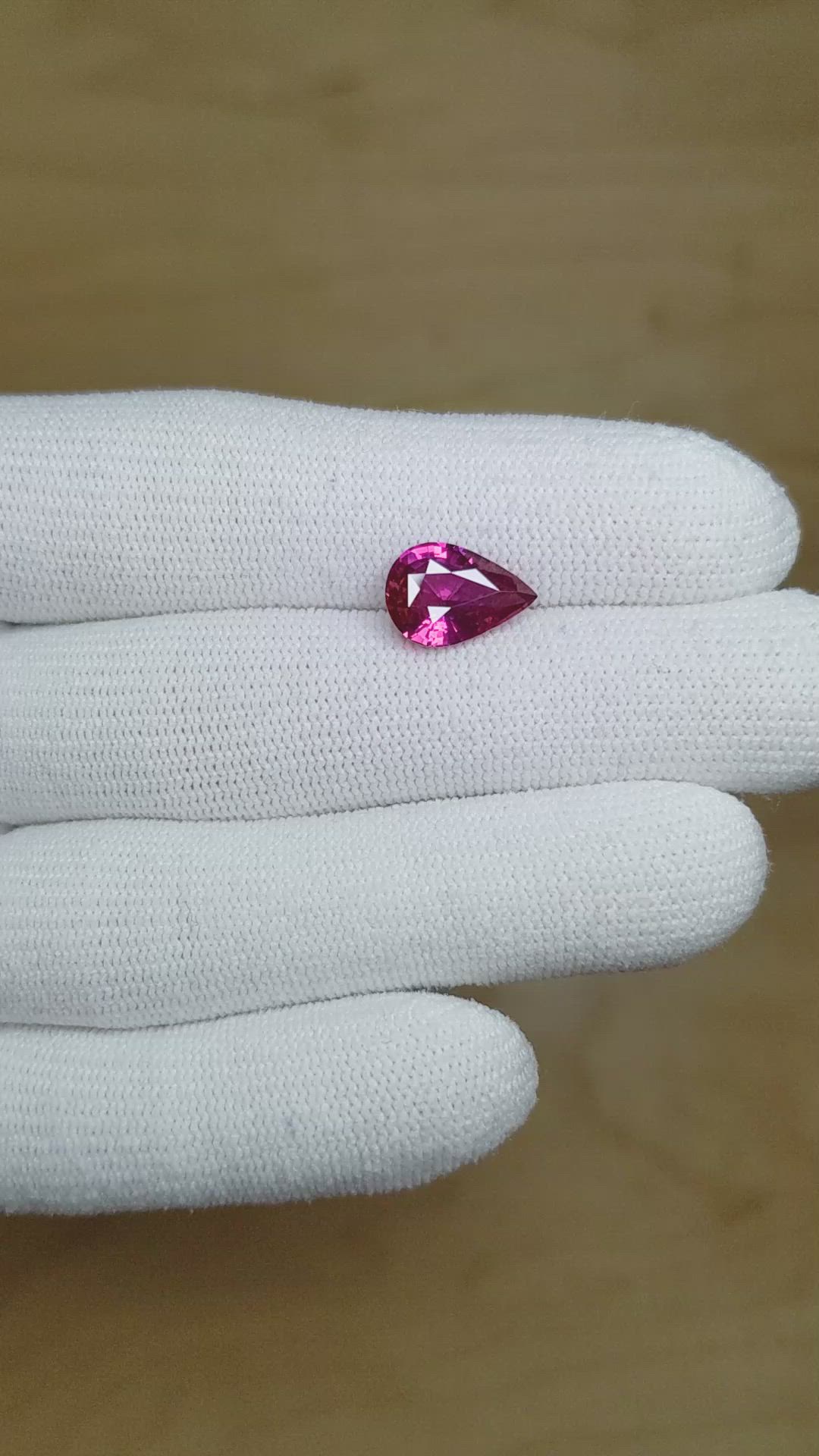3.03 Ct. Purplish Pink Sapphire from Ceylon (Sri Lanka) Size Video