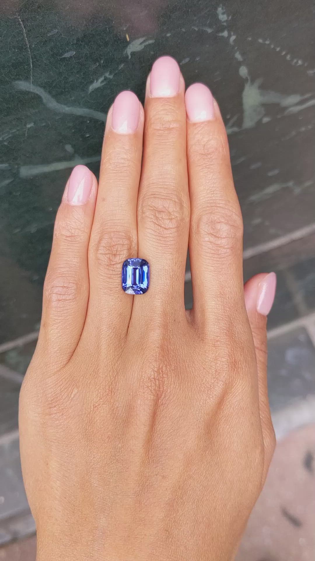 5.16 Ct. Bluish Purple Sapphire from Ceylon (Sri Lanka) Size Video