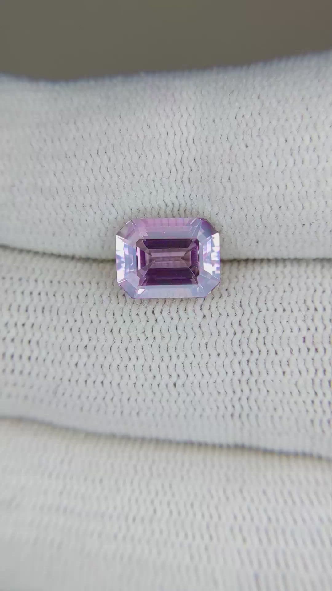 3.09 Ct. Purplish Pink Sapphire from Ceylon (Sri Lanka) Size Video