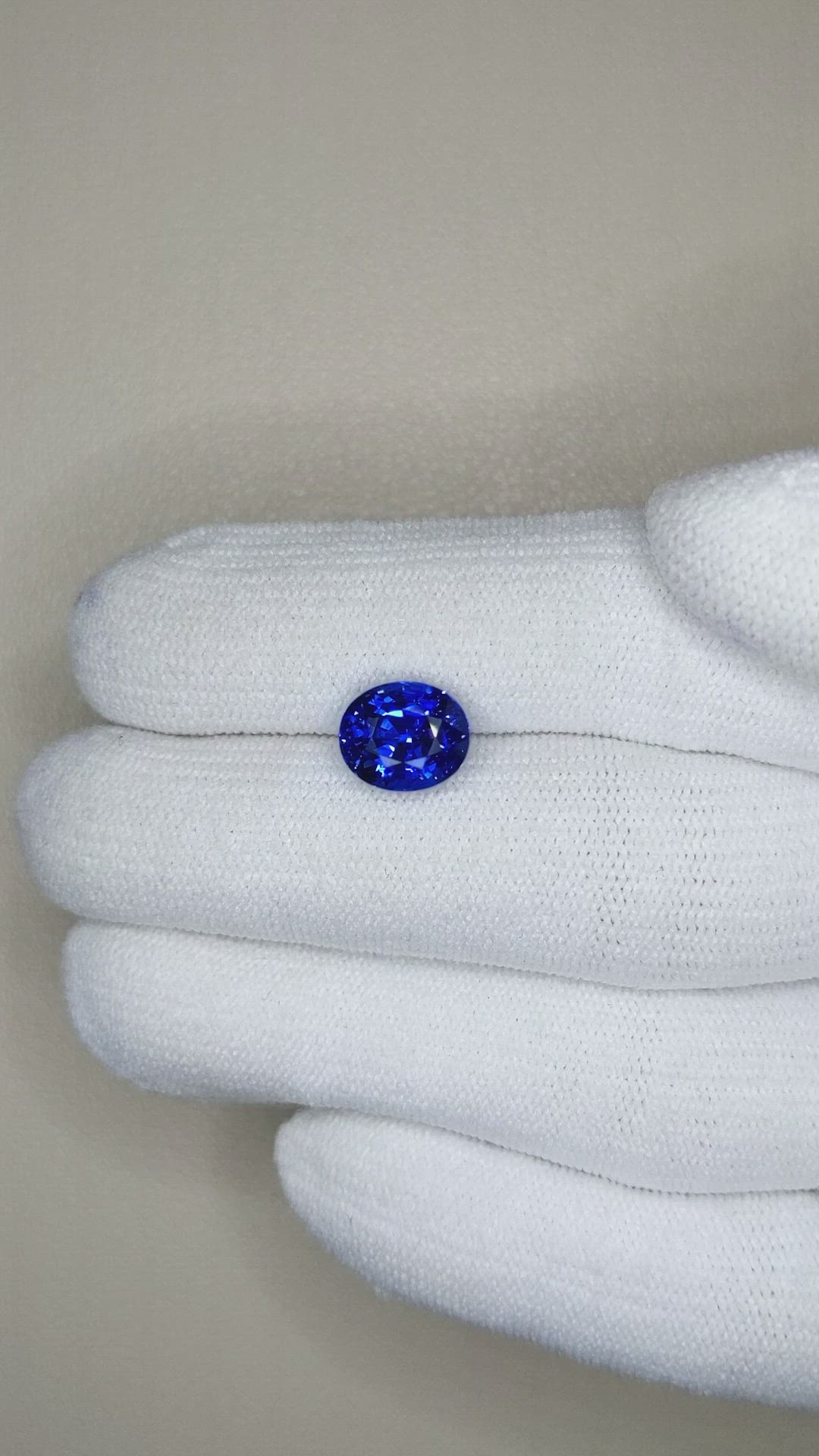 3.50 Ct. Blue Sapphire from Ceylon (Sri Lanka) Size Video