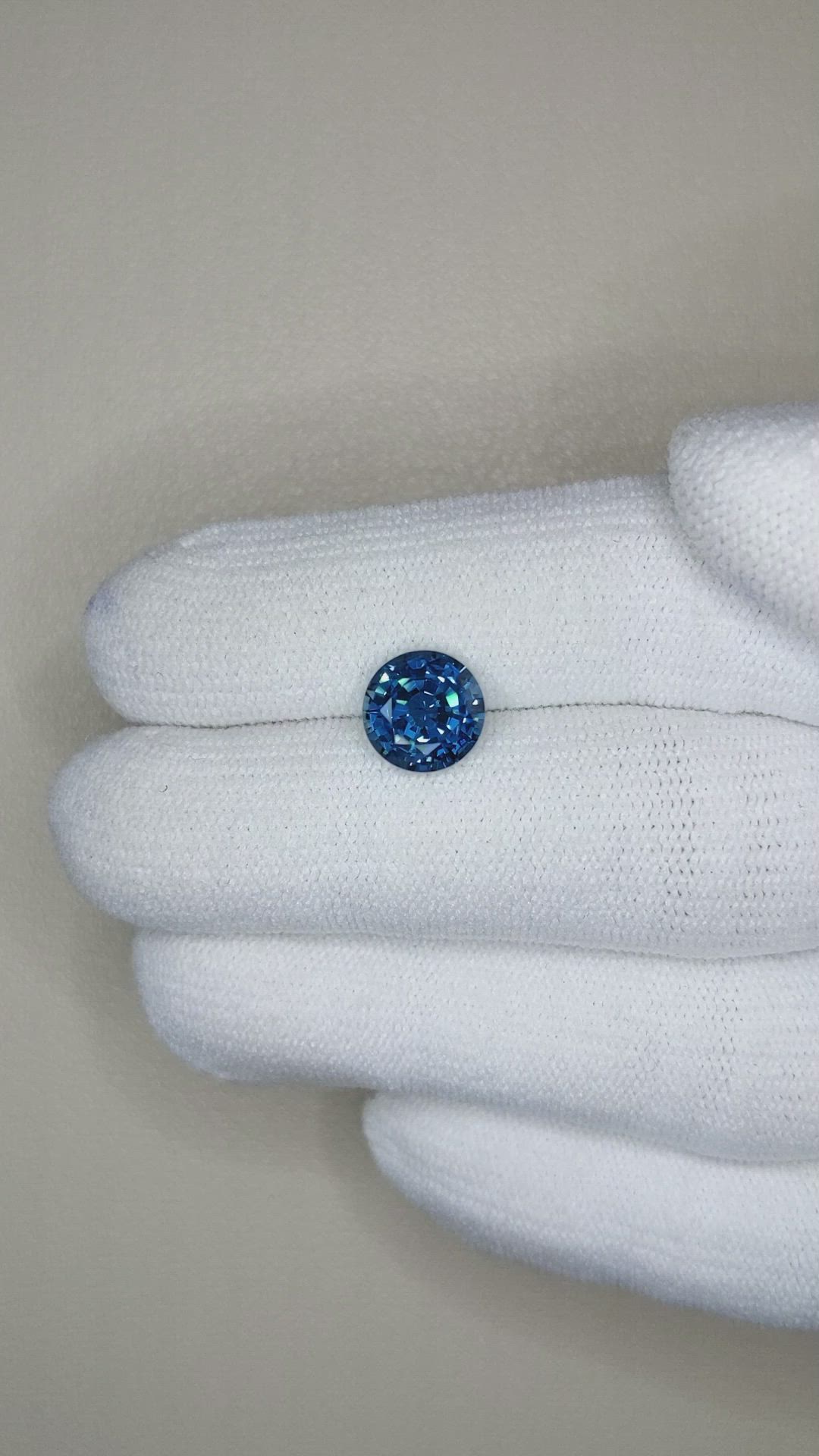 2.56 Ct. Blue Sapphire from Ceylon (Sri Lanka) Size Video