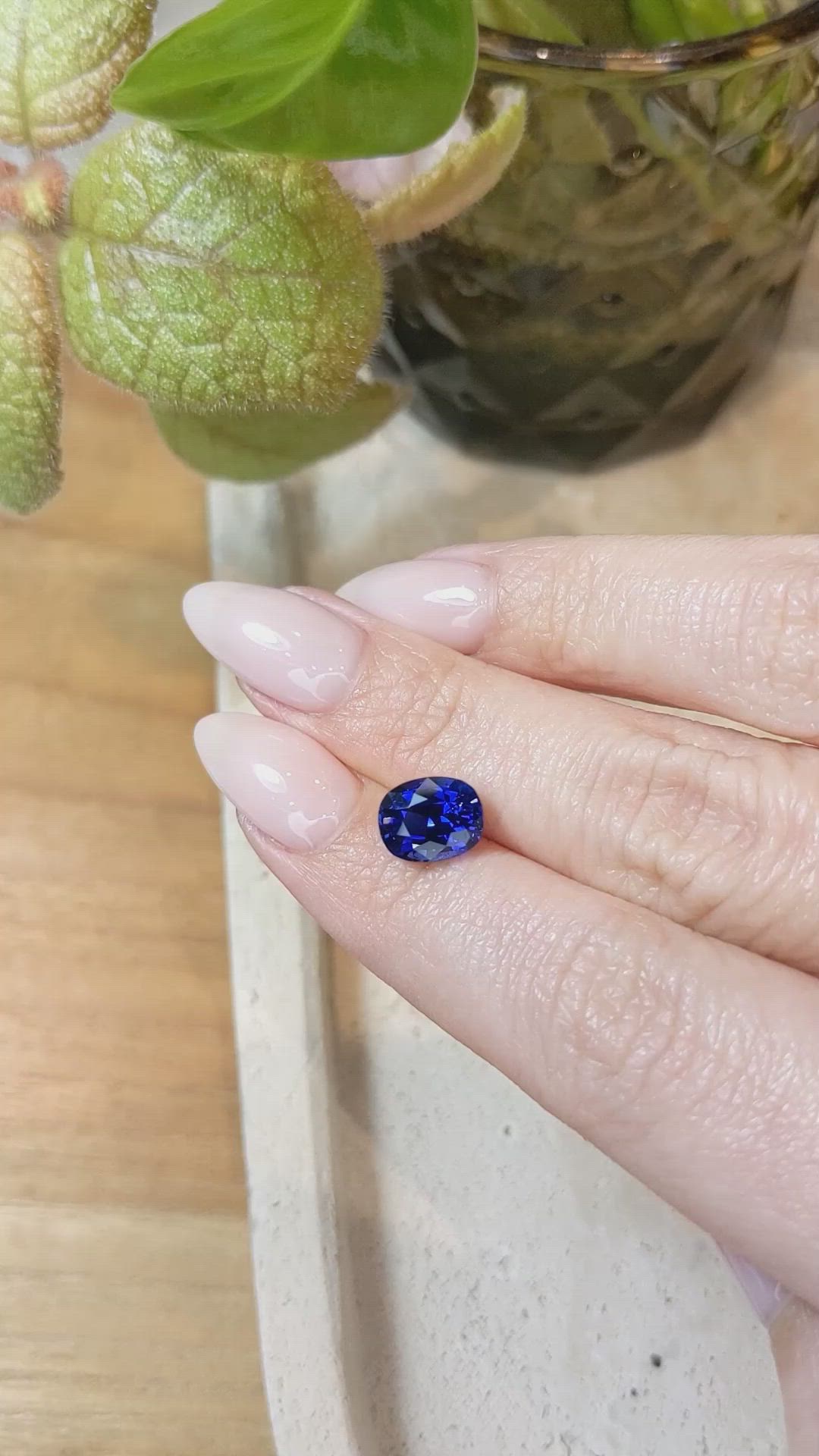 3.37 Ct. Blue Sapphire from Ceylon (Sri Lanka) Size Video