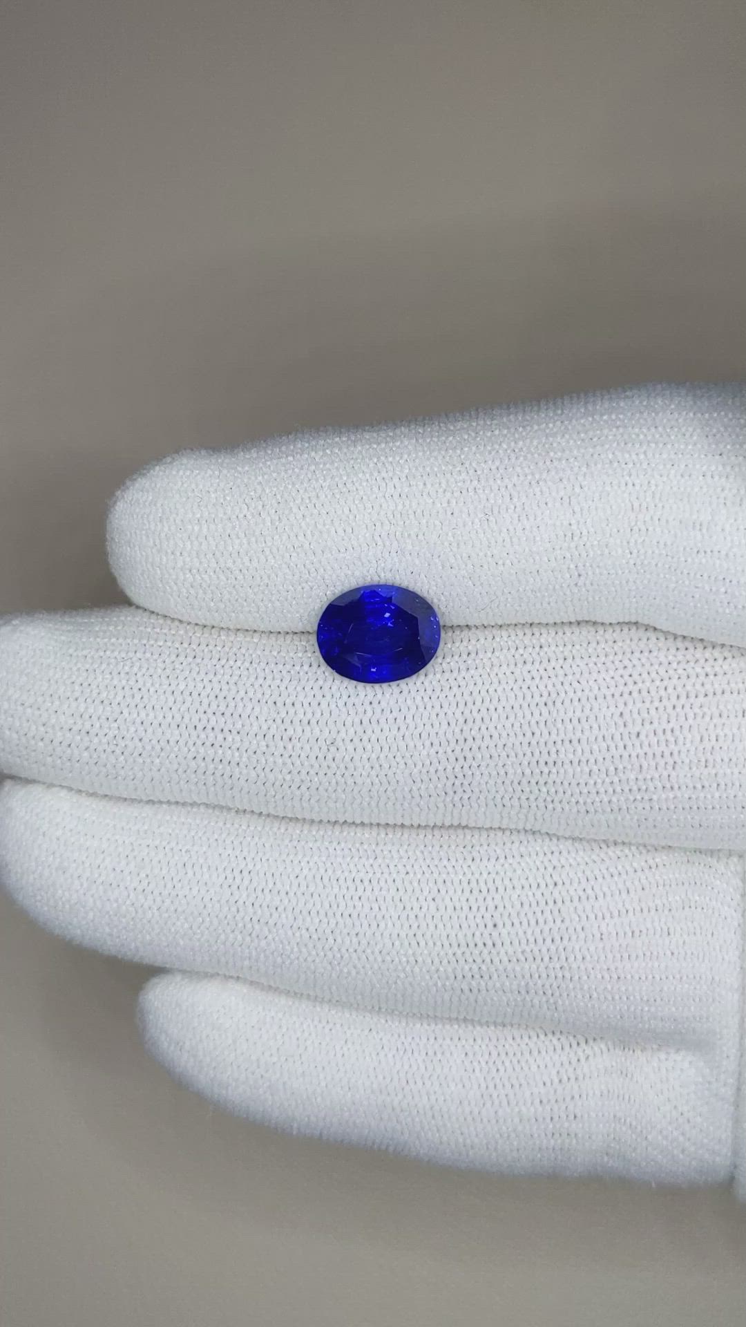 3.78 Ct. Blue Sapphire from Ceylon (Sri Lanka) Size Video