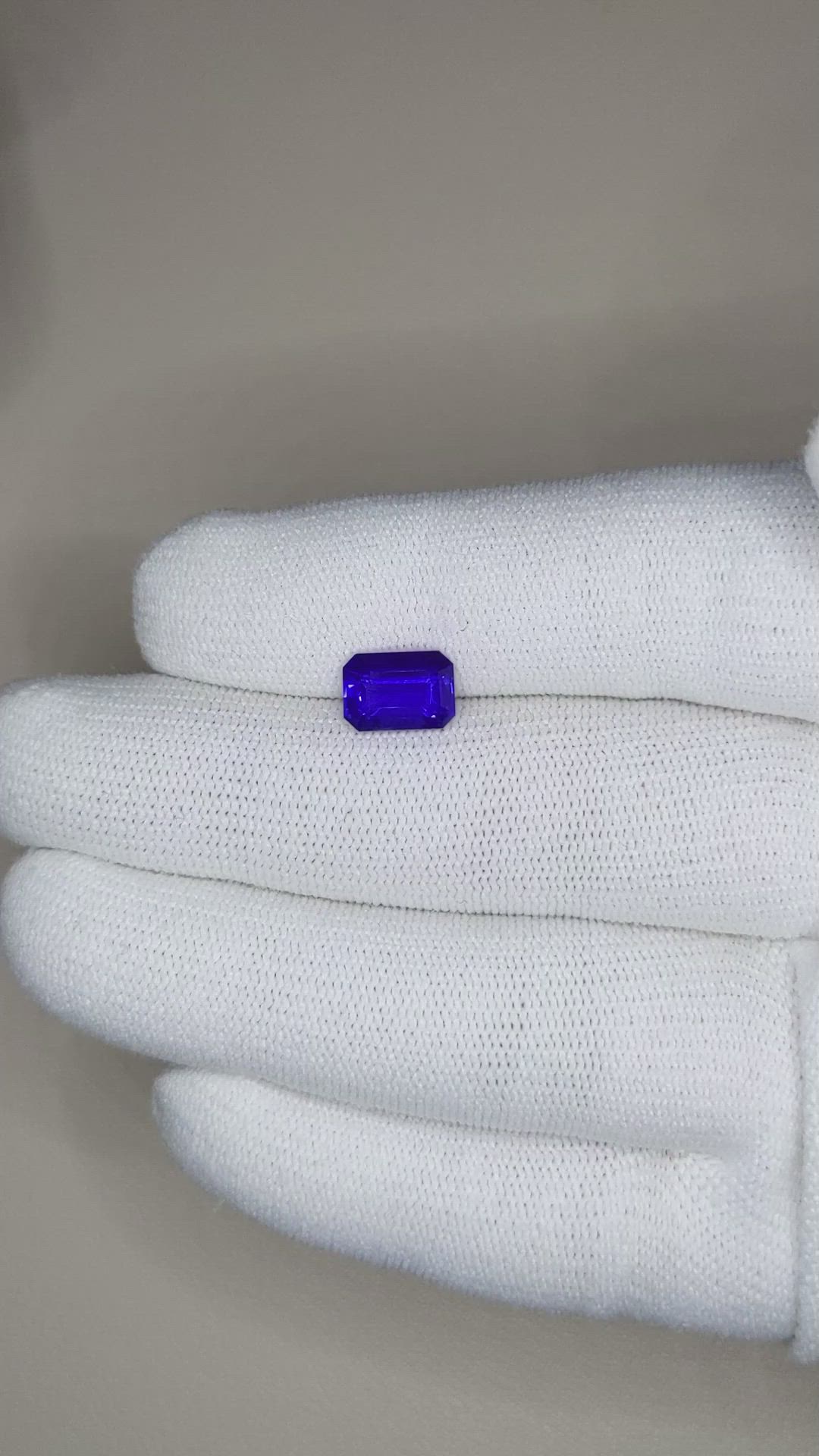 2.42 Ct. Blue Sapphire from Ceylon (Sri Lanka) Size Video