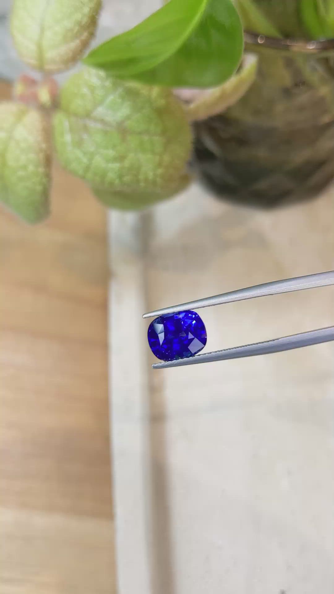 3.52 Ct. Blue Sapphire from Ceylon (Sri Lanka) Size Video