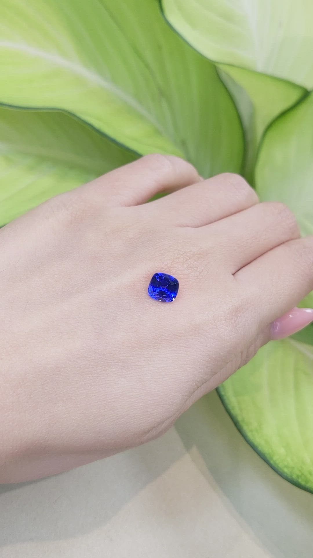 2.56 Ct. Blue Sapphire from Ceylon (Sri Lanka) Size Video