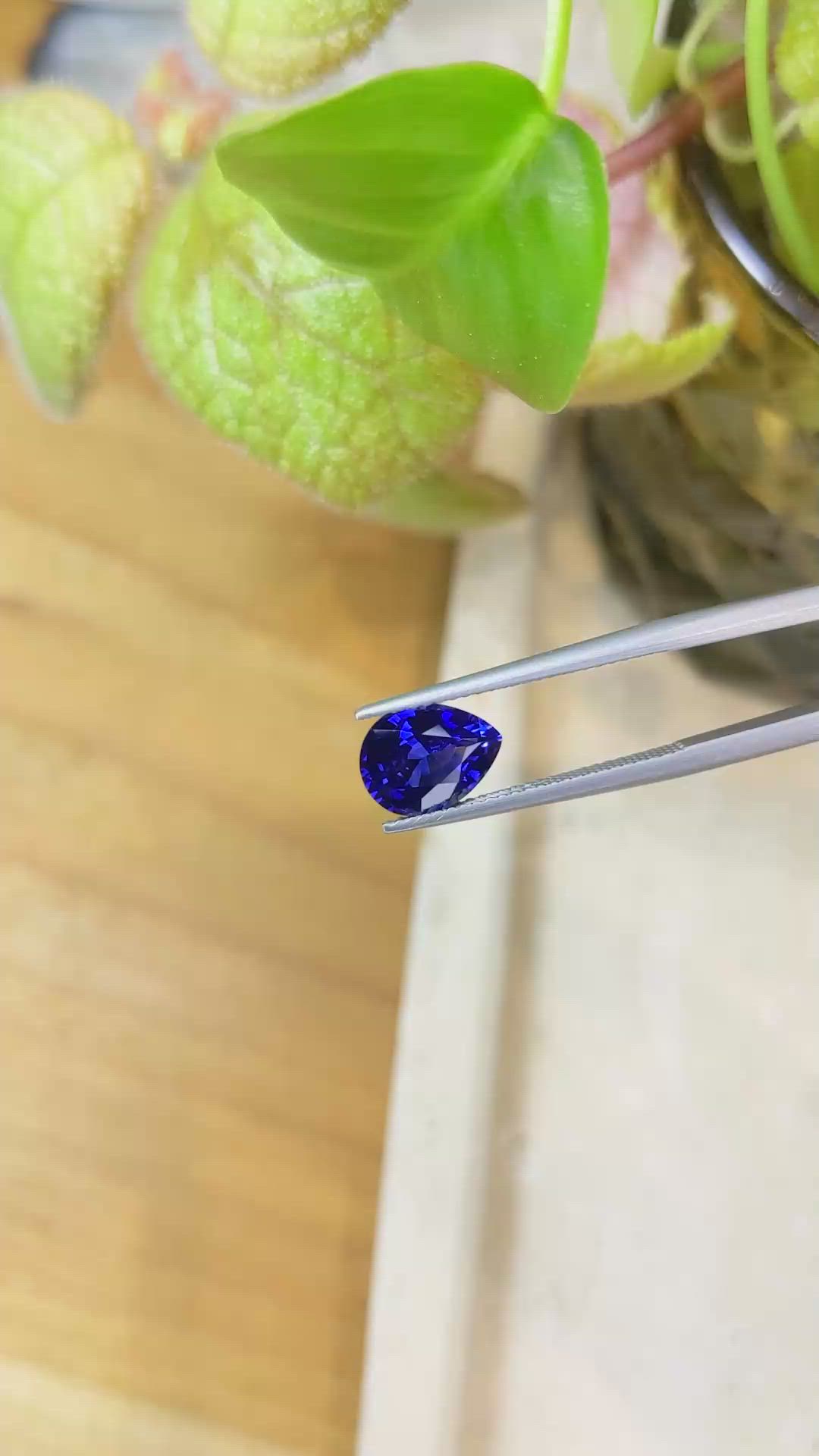 2.20 Ct. Blue Sapphire from Ceylon (Sri Lanka) Size Video