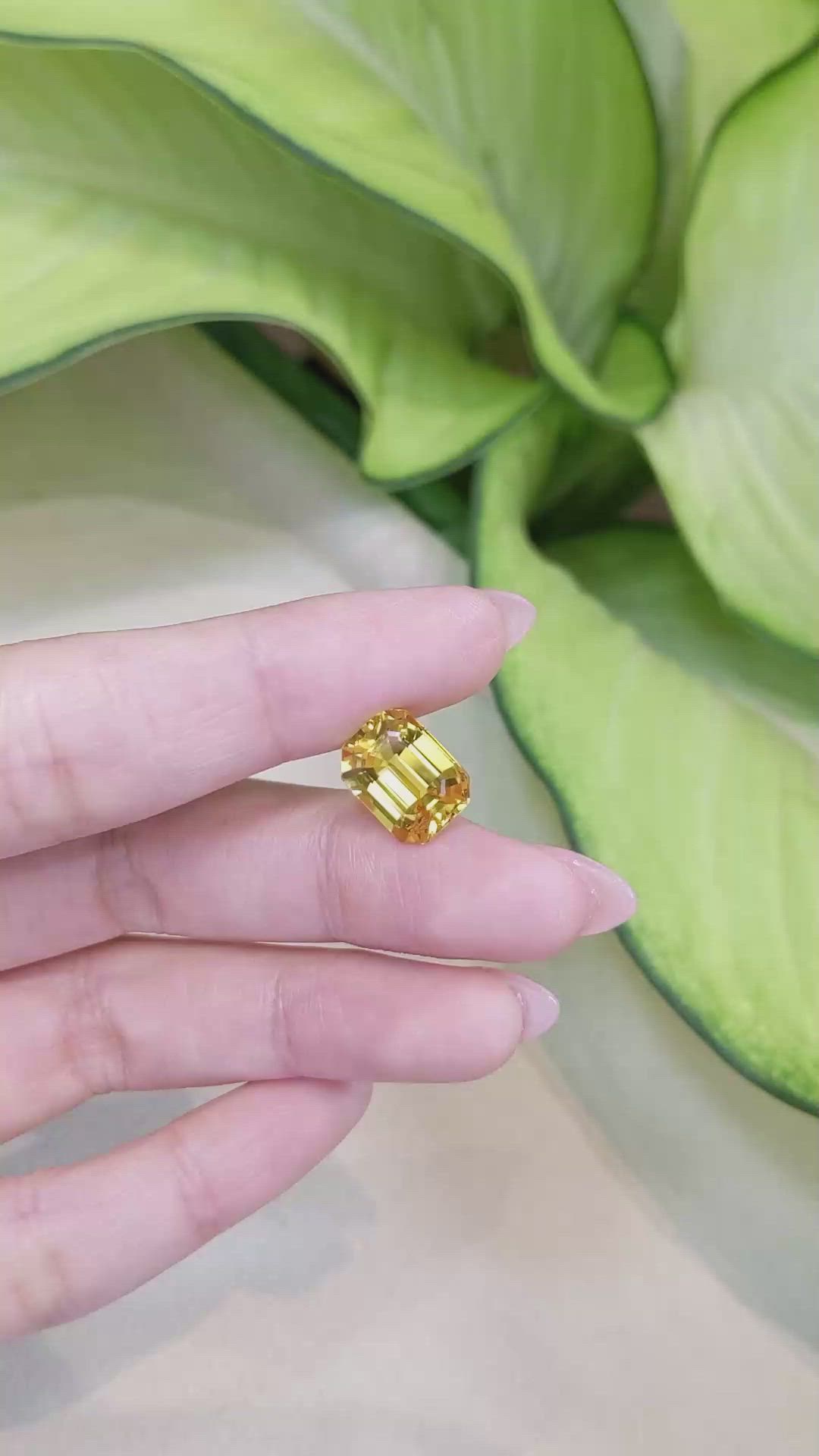 7.54 Ct. Yellow Sapphire from Ceylon (Sri Lanka) Size Video