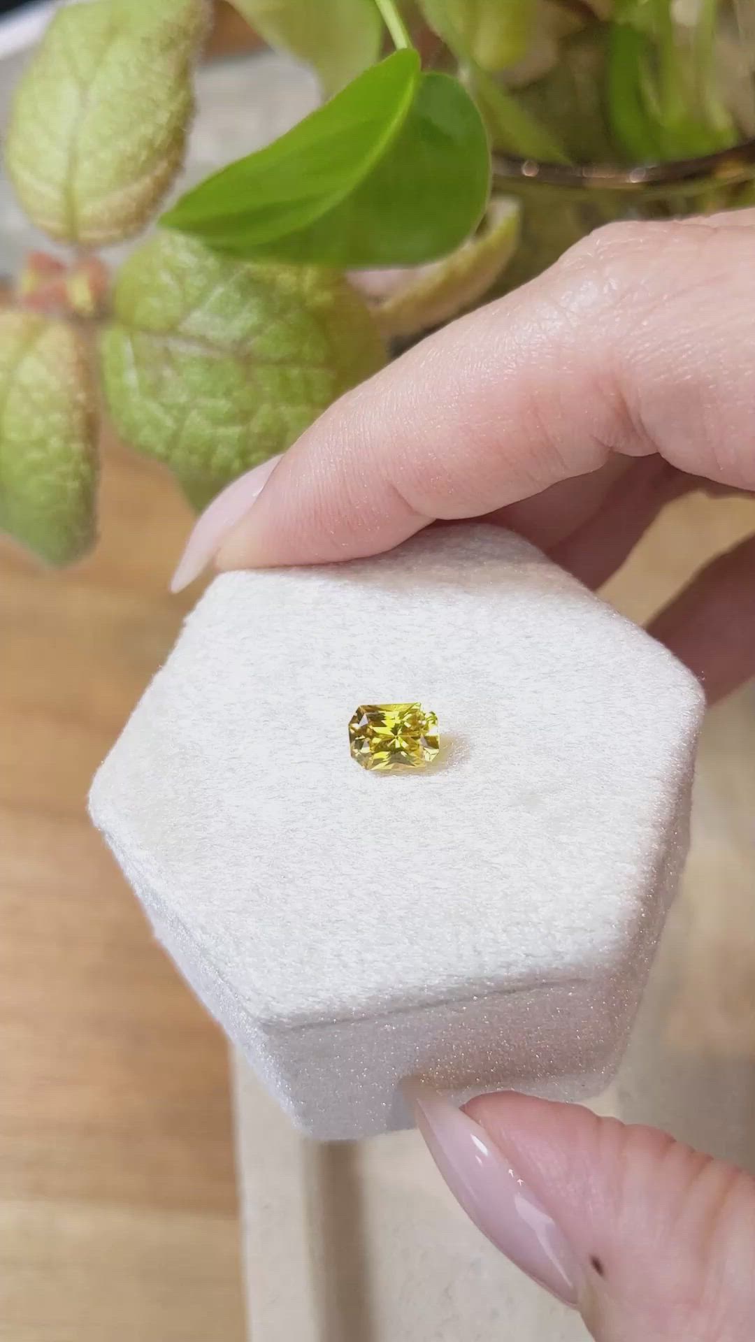 1.20 Ct. Yellow Sapphire from Ceylon (Sri Lanka) Size Video