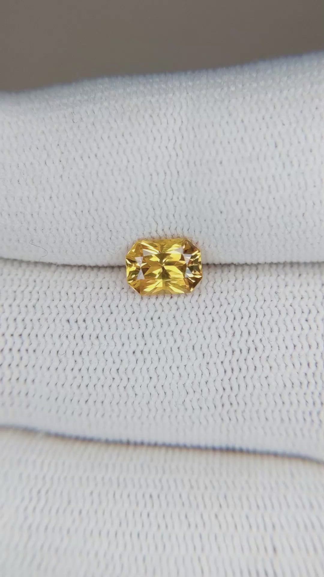 1.14 Ct. Yellow Sapphire from Ceylon (Sri Lanka) Size Video