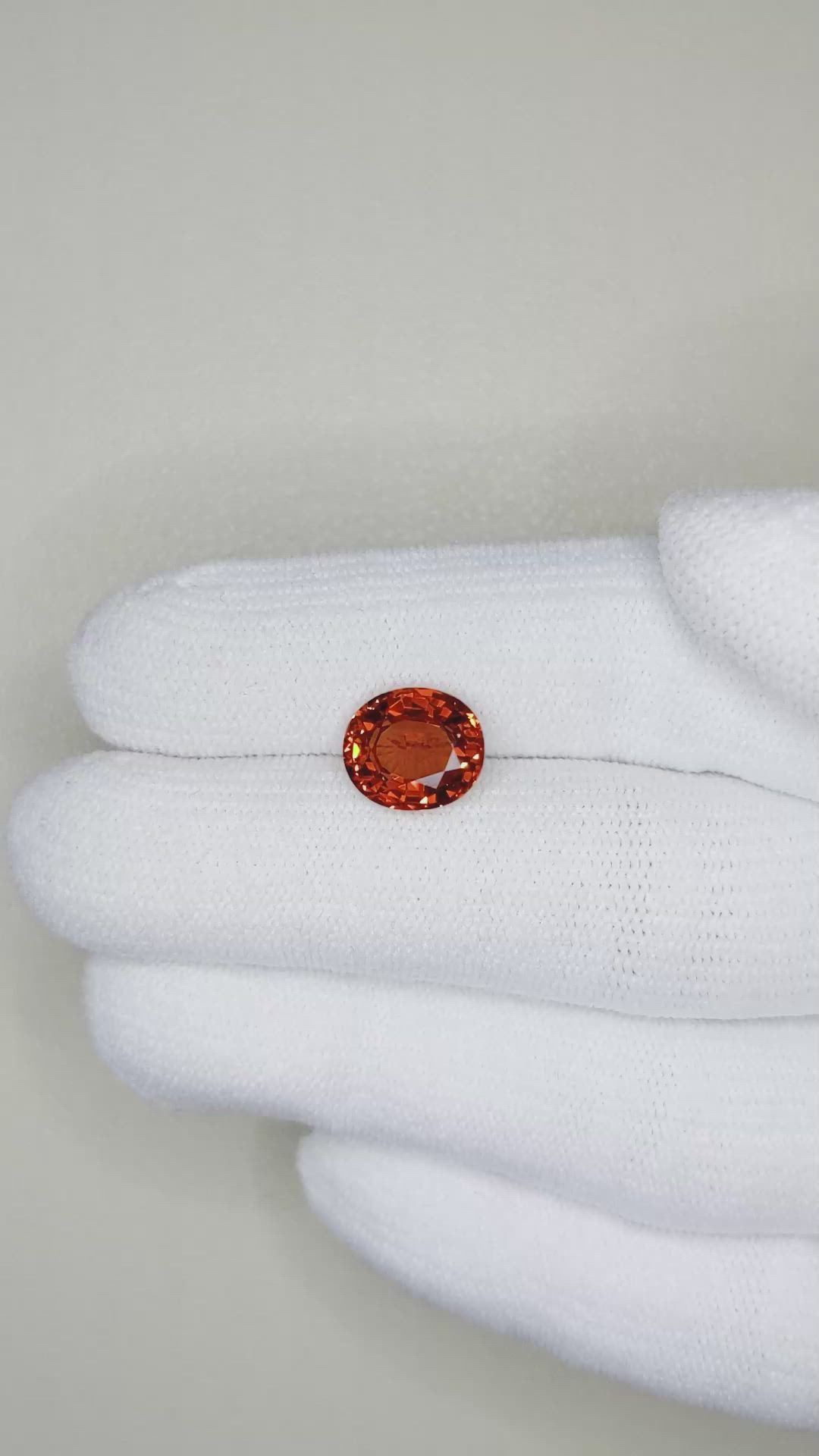 3.34 Ct. Reddish Orange Sapphire from Ceylon (Sri Lanka) Size Video