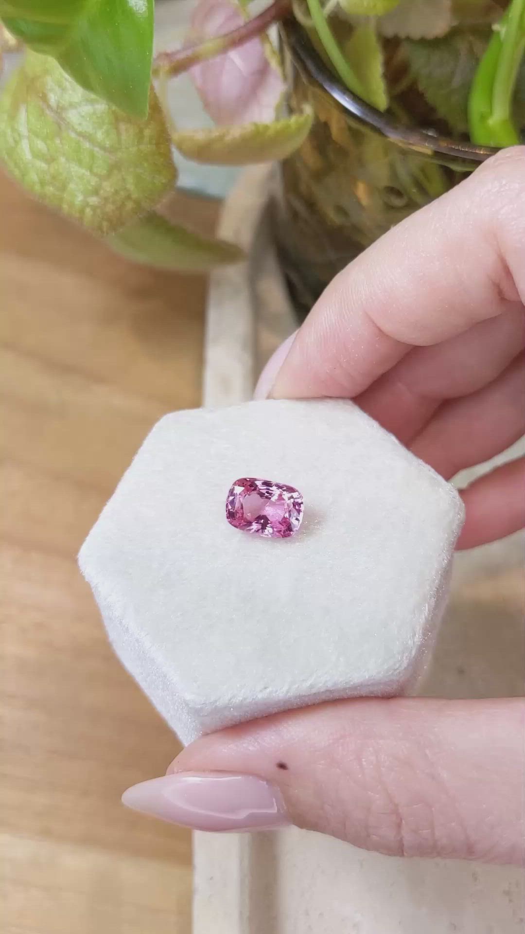 3.35 Ct. Pink Sapphire from Ceylon (Sri Lanka) Size Video