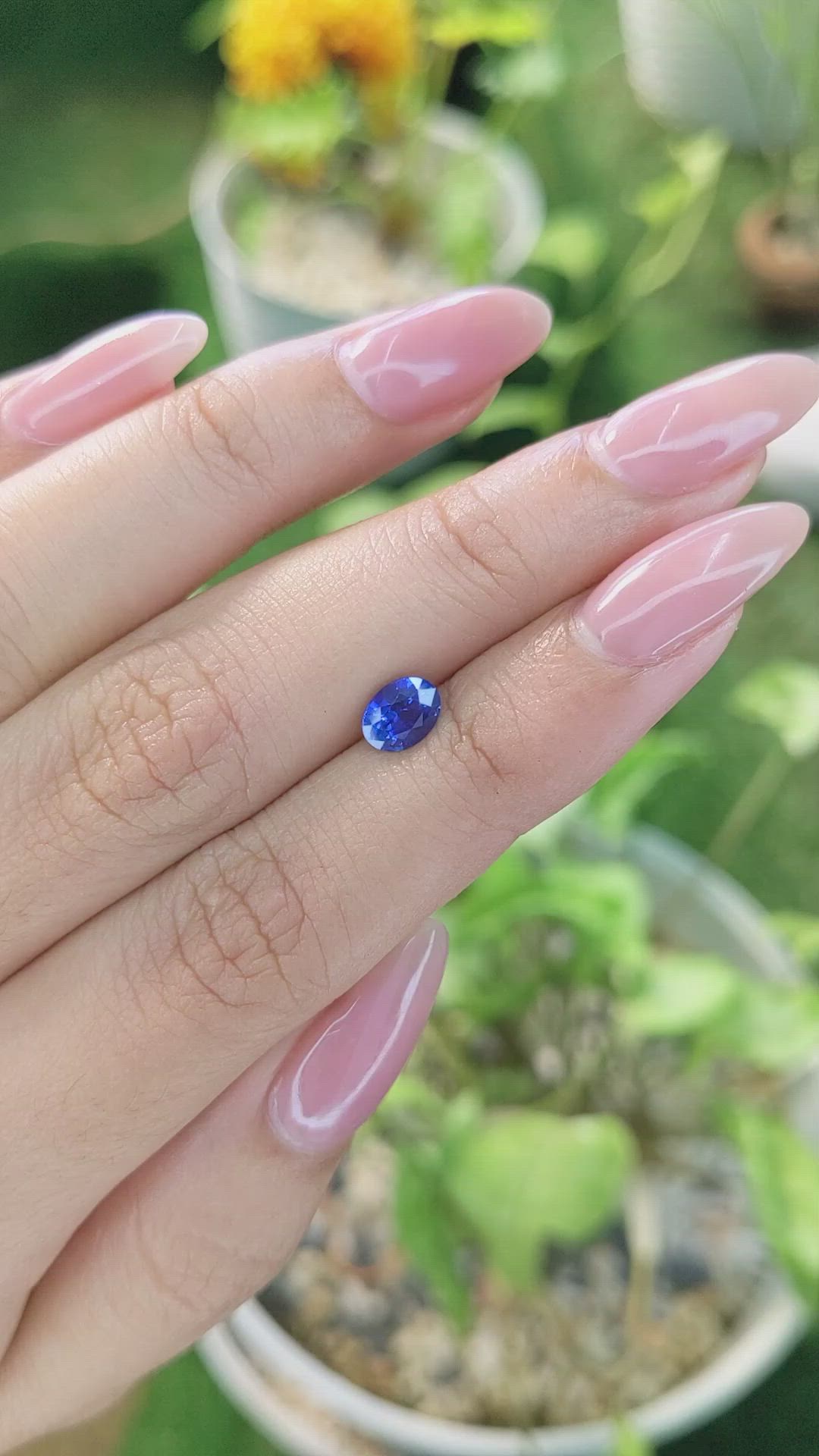 0.91 Ct. Blue Sapphire from Ceylon (Sri Lanka) Size Video