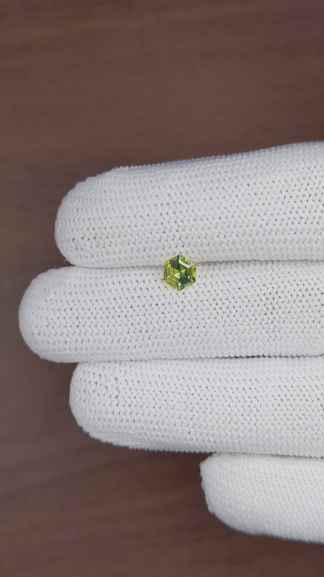 0.73 Ct. Bi Color Sapphire from Australia Size Video