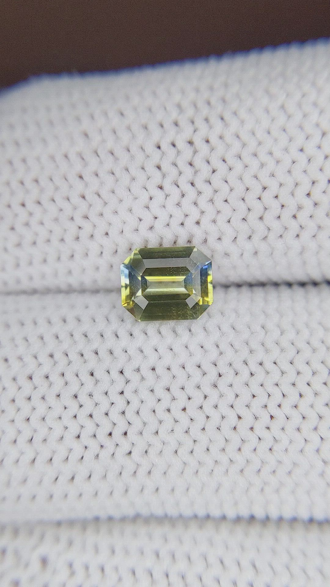1.23 Ct. Bi Color Sapphire from Madagascar Size Video