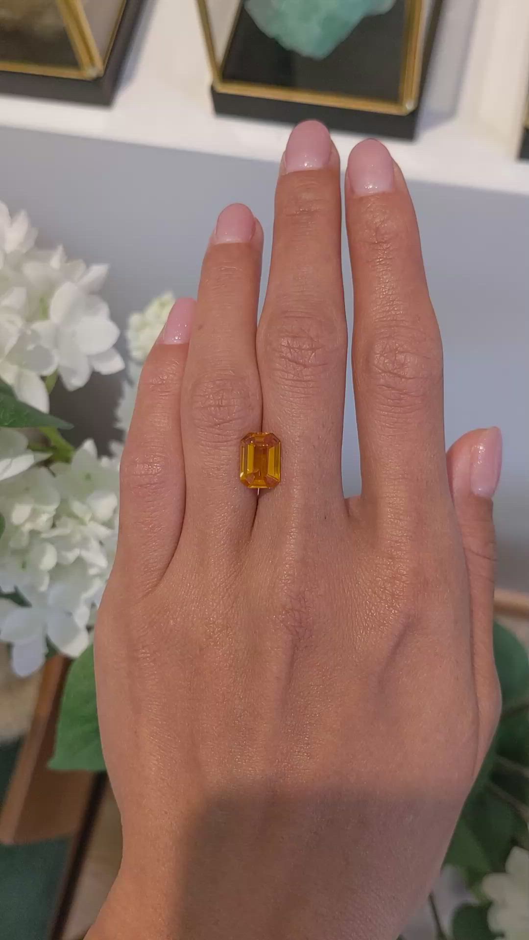 4.05 Ct. Orange Sapphire from Ceylon (Sri Lanka) Size Video