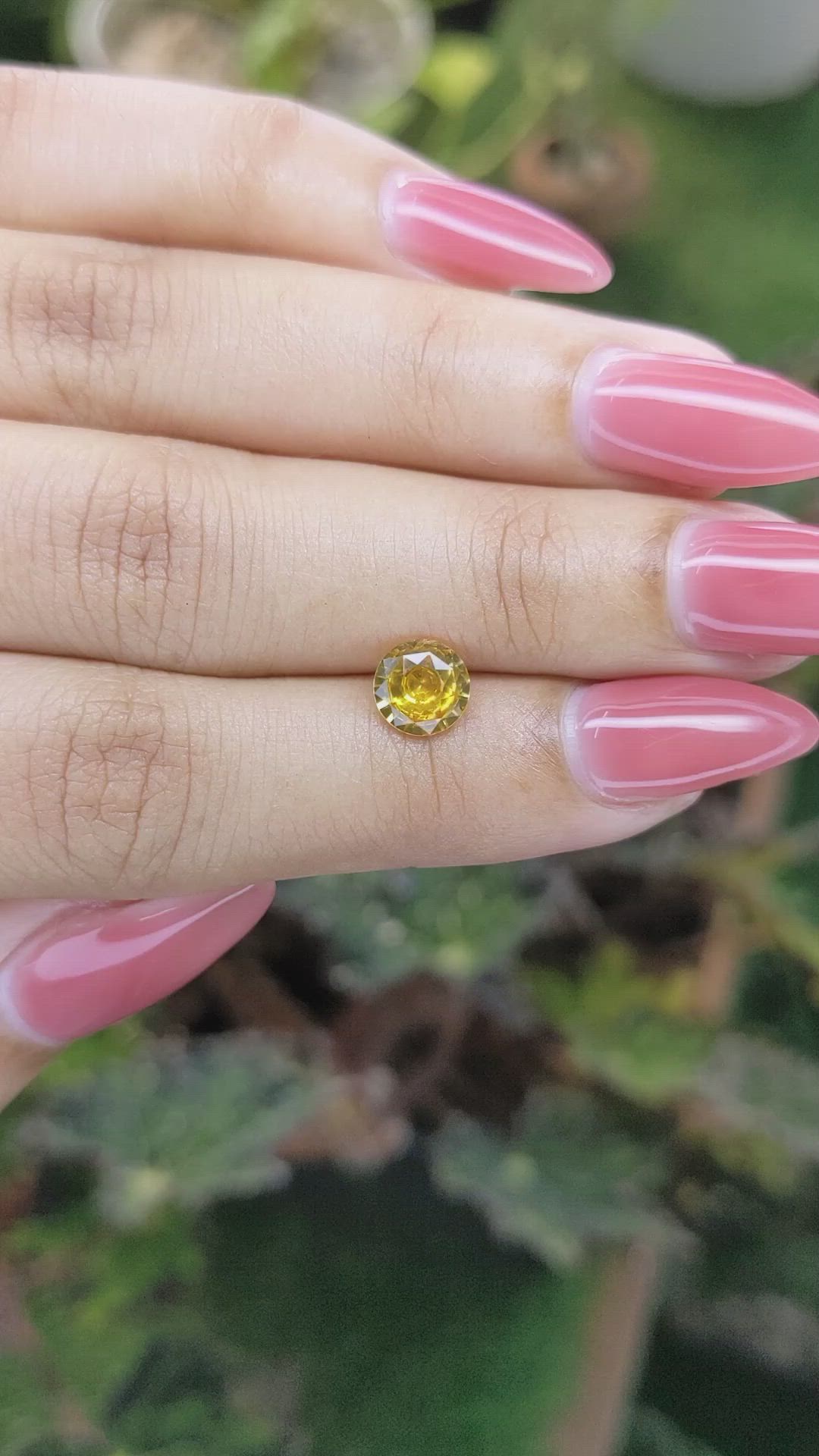 1.18 Ct. Orangish Yellow Sapphire from Ceylon (Sri Lanka) Size Video