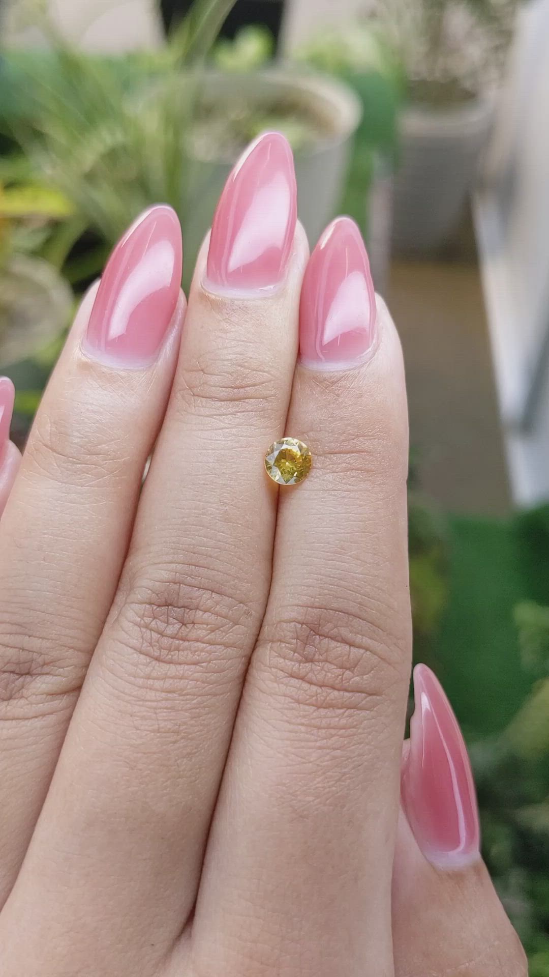 0.60 Ct. Yellow Sapphire from Ceylon (Sri Lanka) Size Video