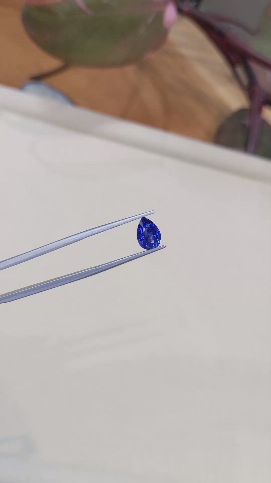2.01 Ct. Blue Sapphire from Ceylon (Sri Lanka) Size Video