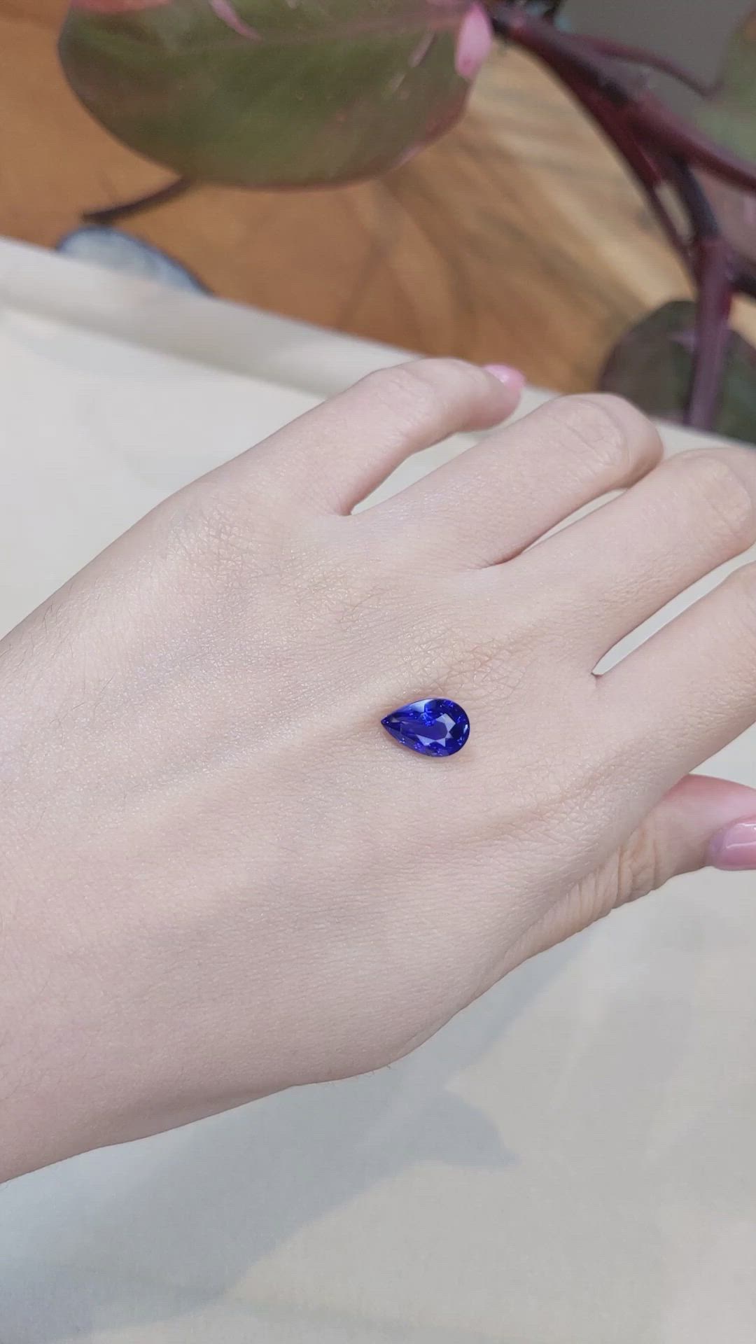 2.51 Ct. Blue Sapphire from Ceylon (Sri Lanka) Size Video