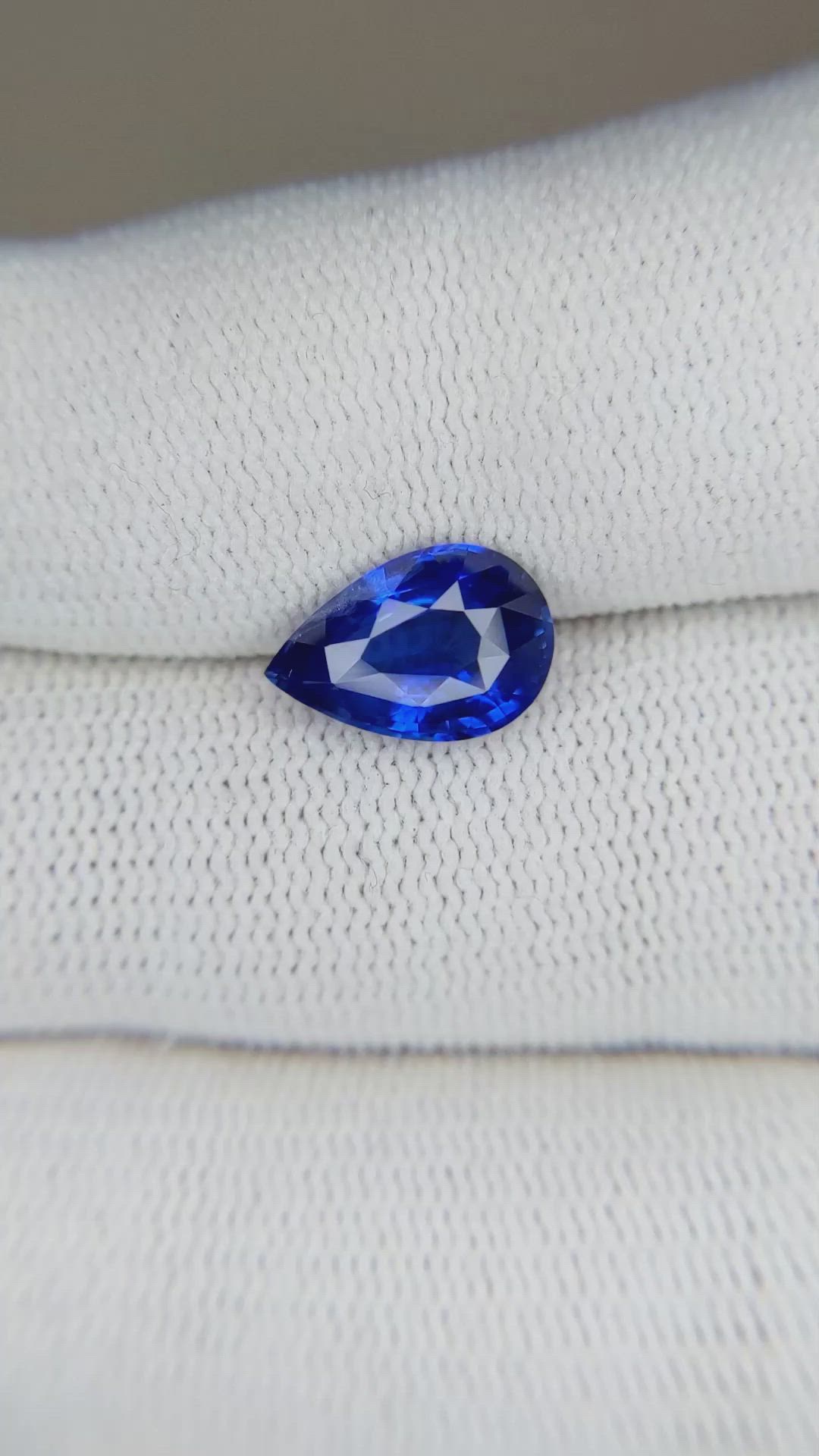 2.51 Ct. Blue Sapphire from Ceylon (Sri Lanka) Size Video