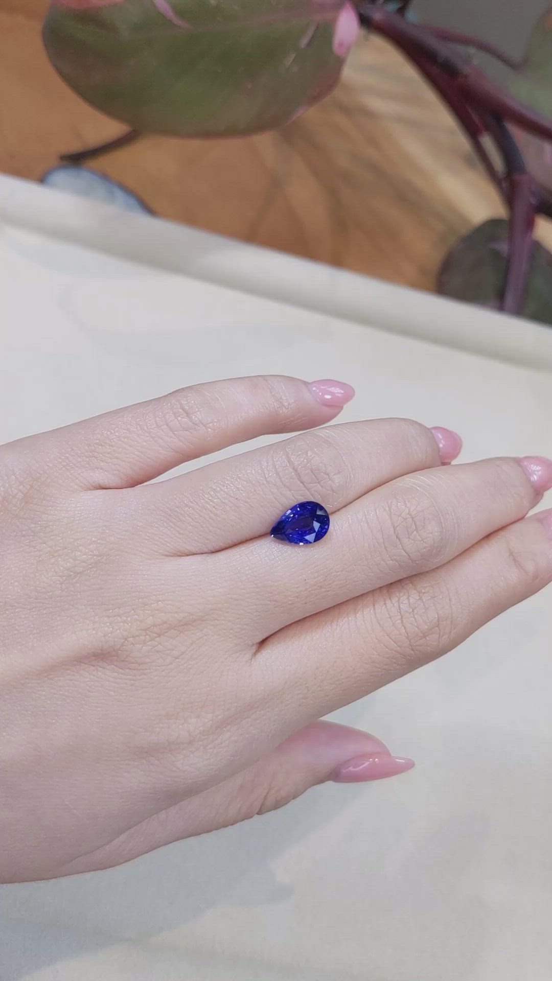 2.51 Ct. Blue Sapphire from Ceylon (Sri Lanka) Size Video