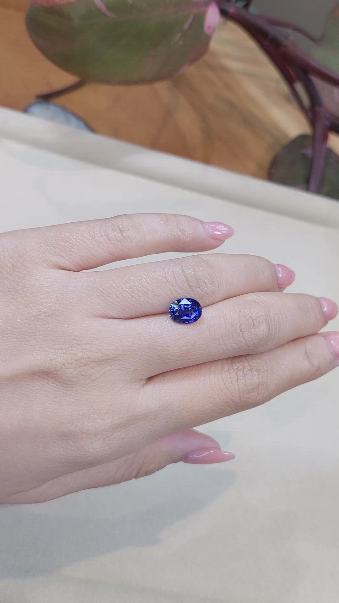 2.56 Ct. Blue Sapphire from Ceylon (Sri Lanka) Size Video