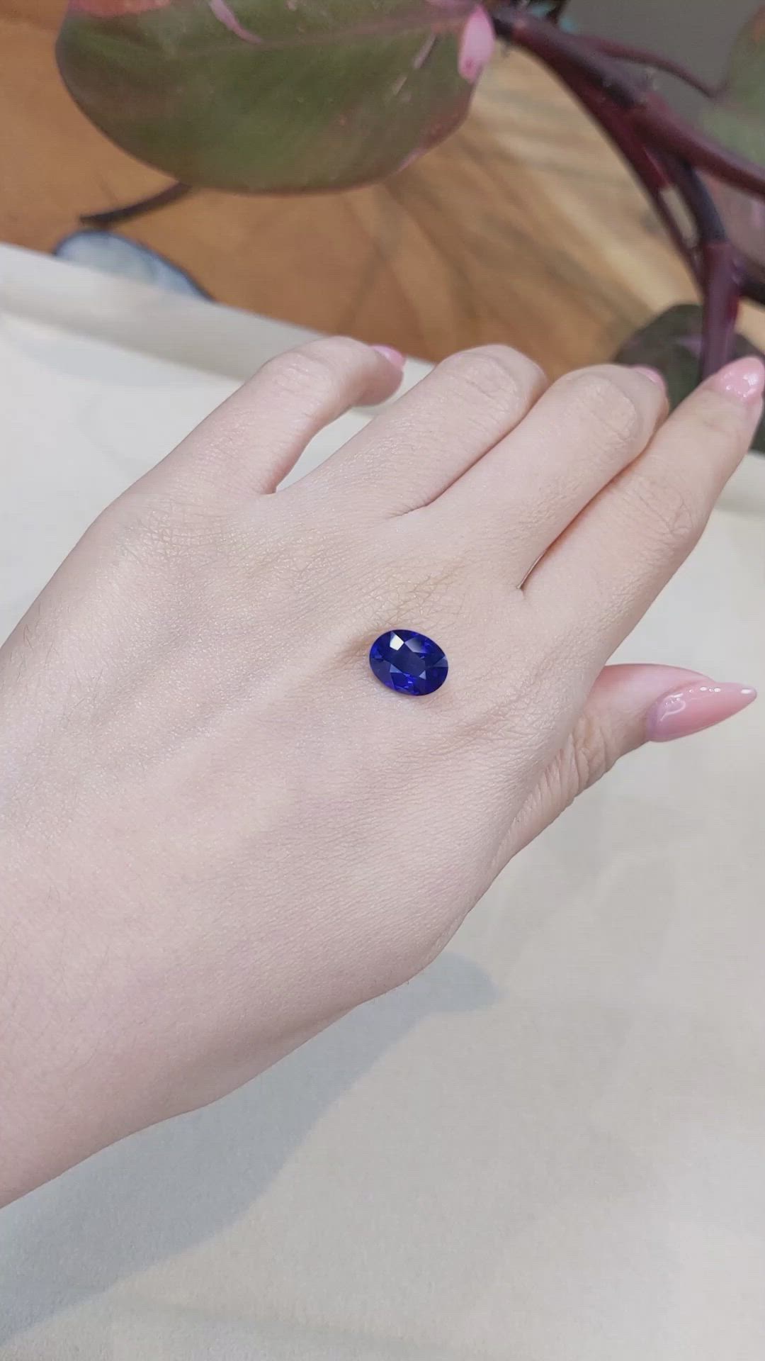 3.51 Ct. Blue Sapphire from Ceylon (Sri Lanka) Size Video