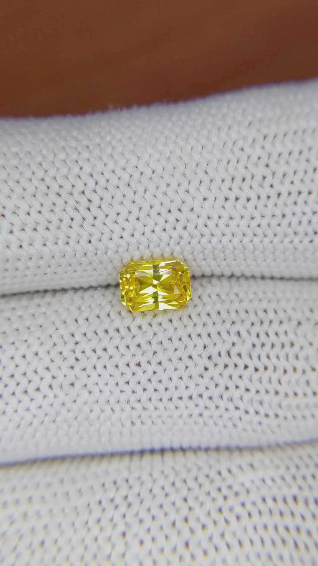 1.24 Ct. Orangish Yellow Sapphire from Ceylon (Sri Lanka) Size Video