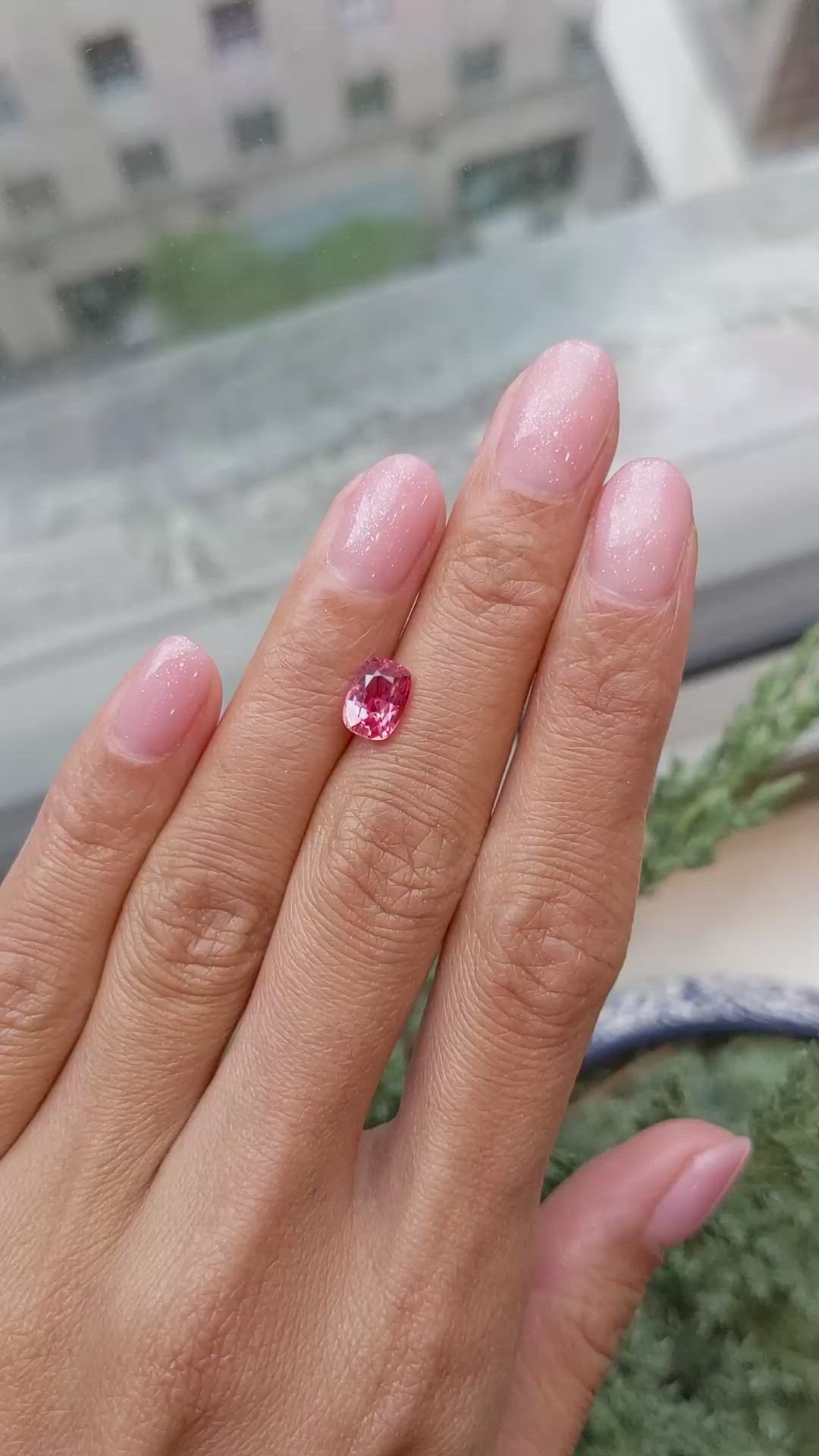 1.87 Ct. Padparadscha Sapphire from Ceylon (Sri Lanka) Size Video
