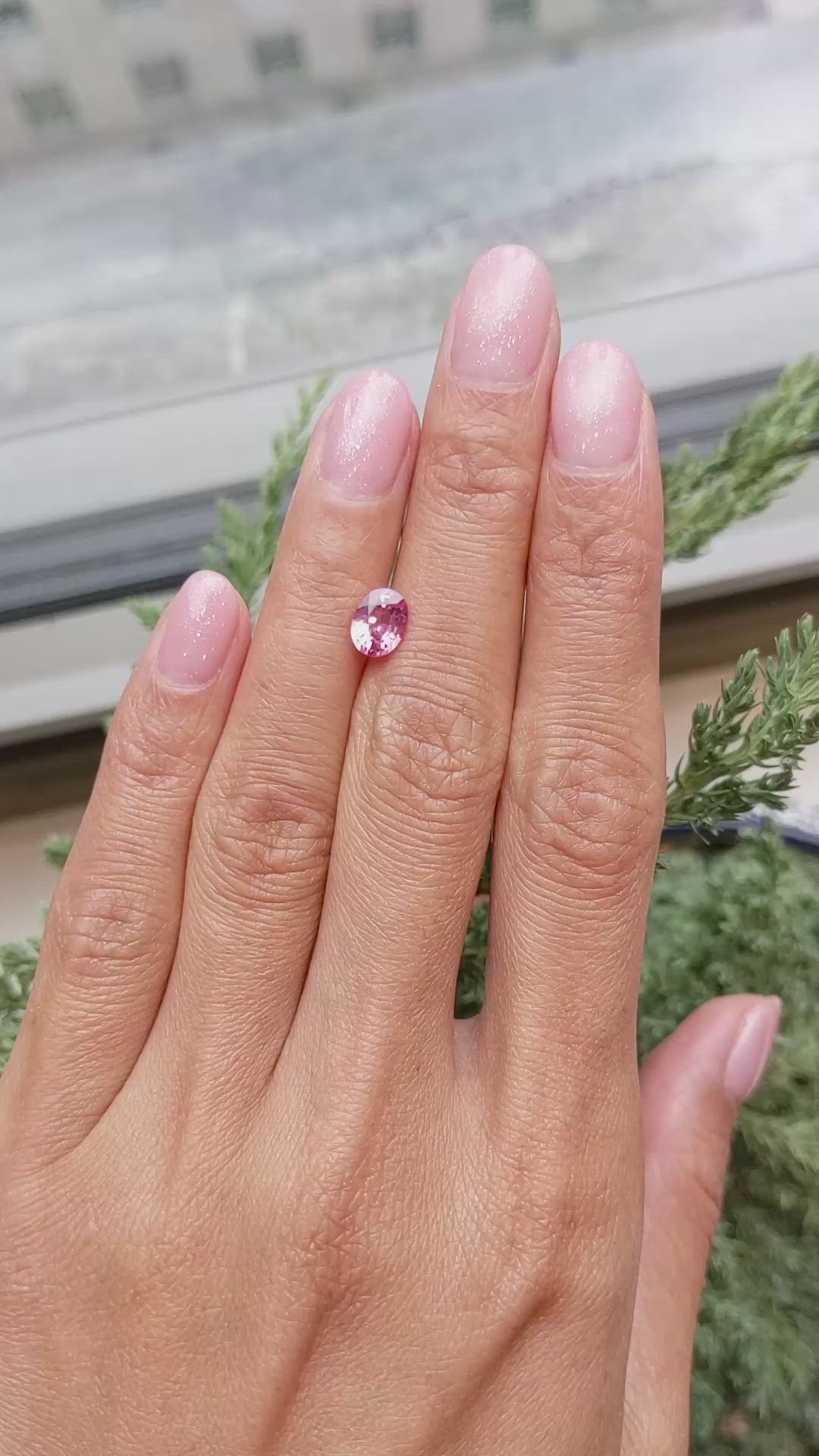 1.20 Ct. Padparadscha Sapphire from Ceylon (Sri Lanka) Size Video