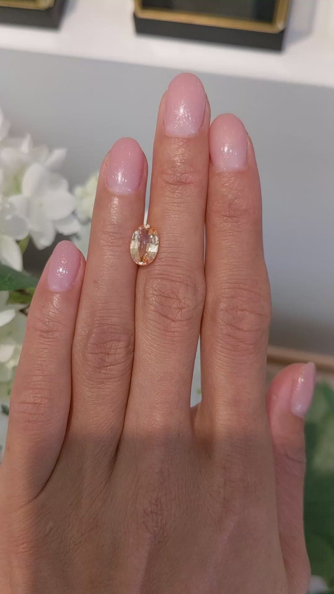 2.29 Ct. Padparadscha Sapphire from Ceylon (Sri Lanka) Size Video