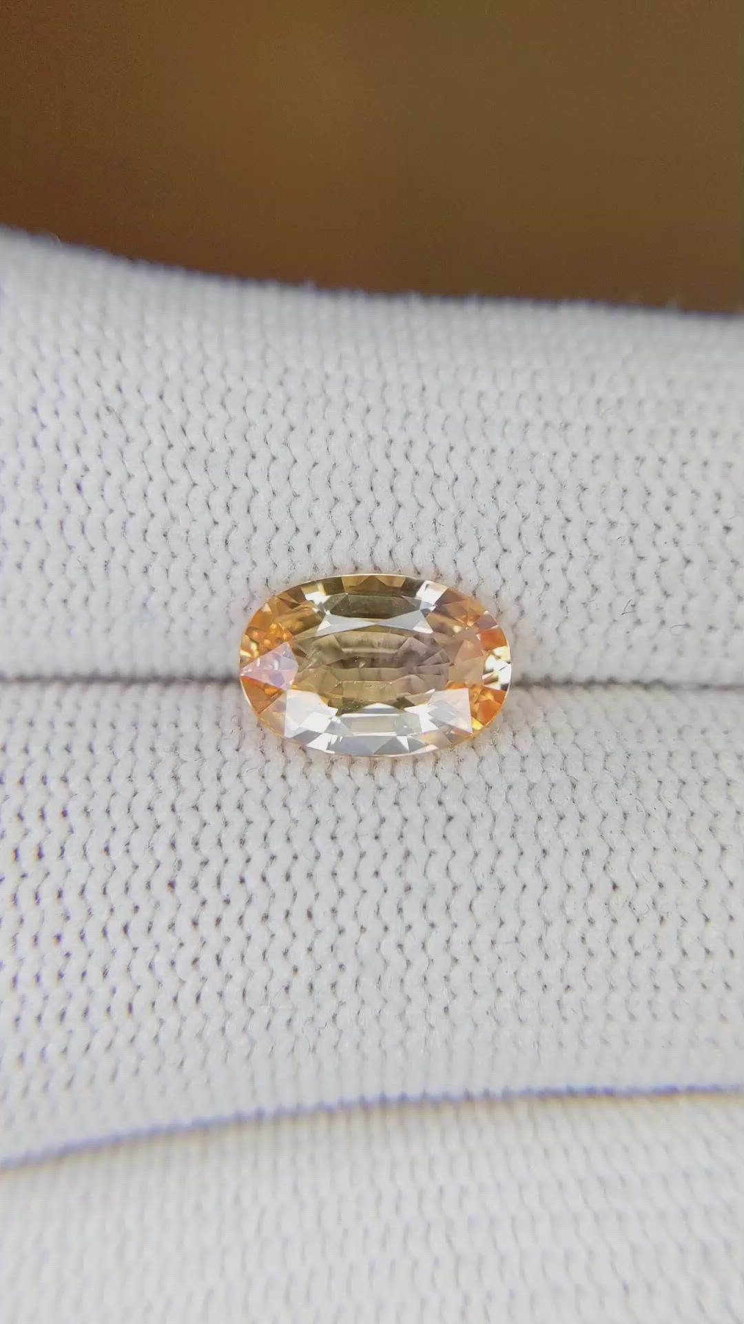 2.29 Ct. Padparadscha Sapphire from Ceylon (Sri Lanka) Size Video