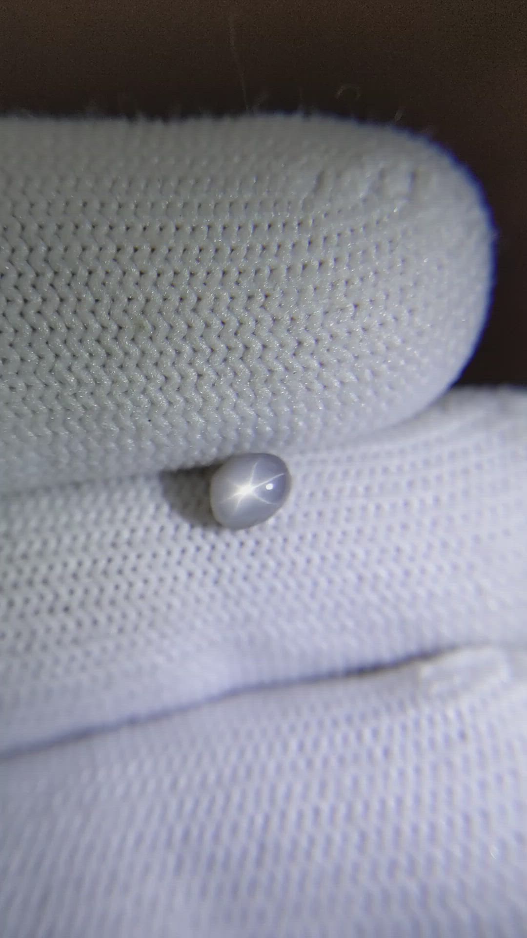 0.73 Ct. Sapphire from Ceylon (Sri Lanka) Size Video