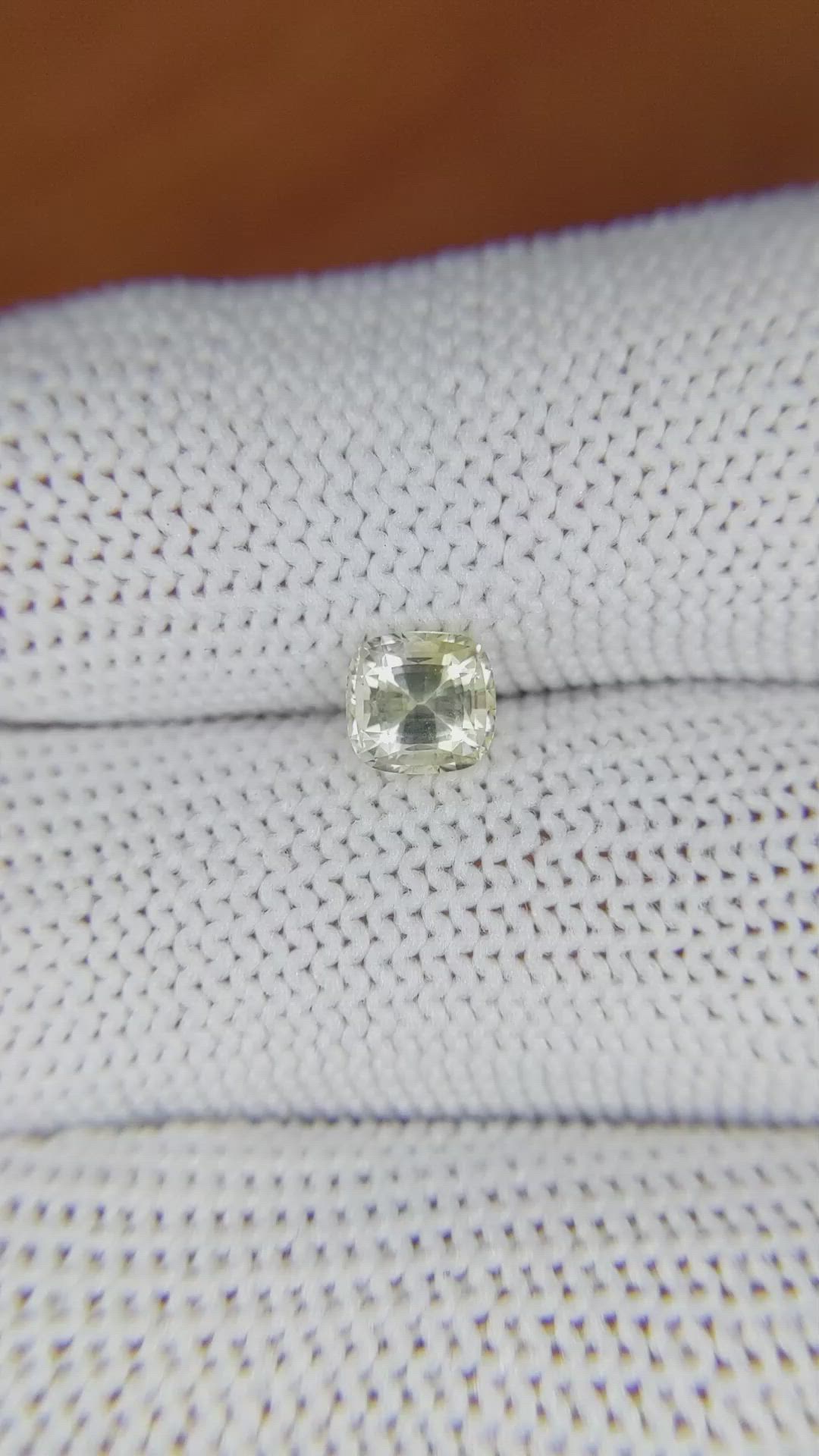 1.02 Ct. Yellow Sapphire from Ceylon (Sri Lanka) Size Video
