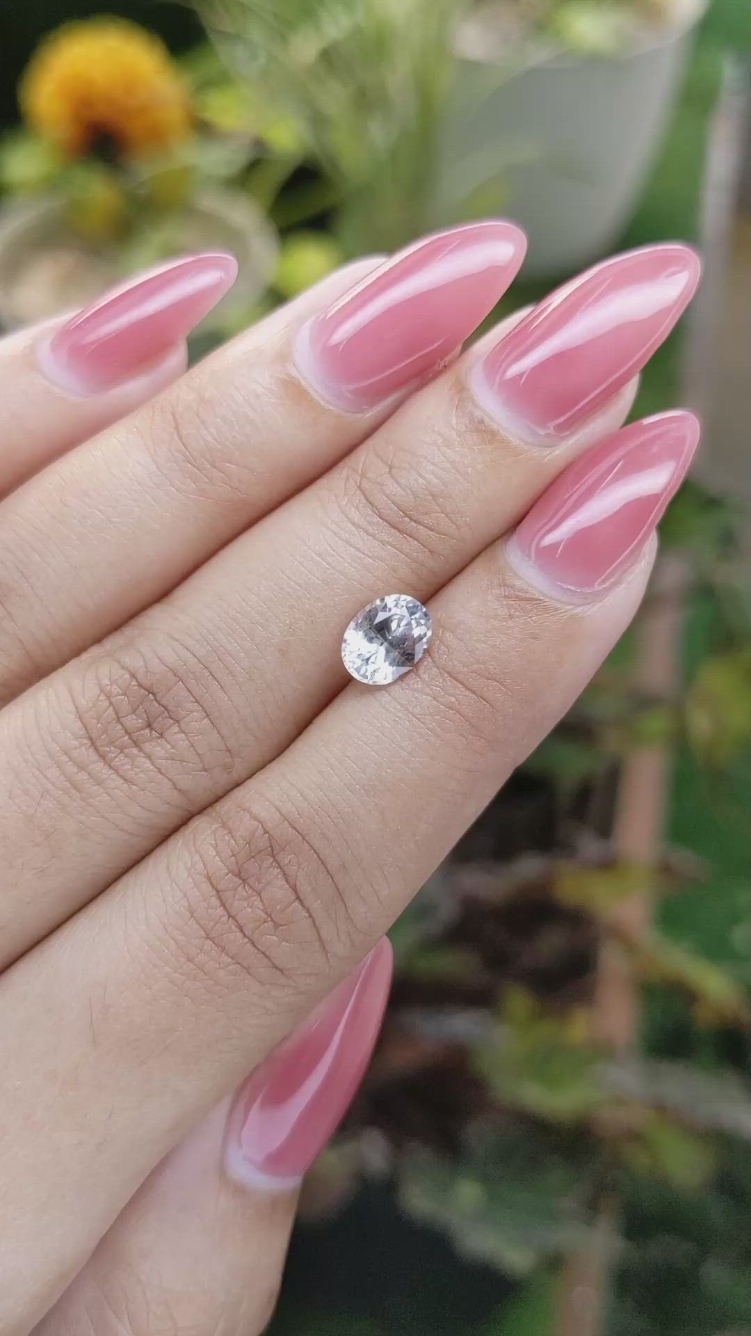 1.47 Ct. White Sapphire from Ceylon (Sri Lanka) Size Video