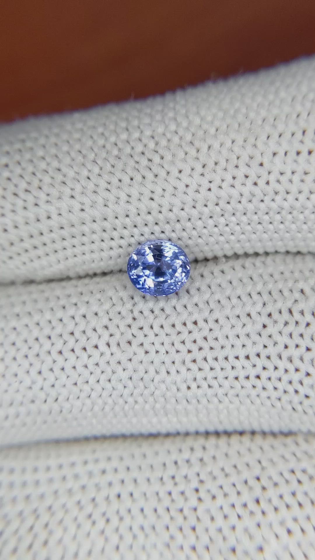1.01 Ct. Blue Sapphire from Ceylon (Sri Lanka) Size Video