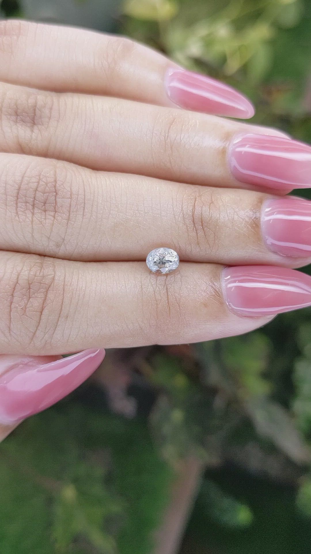 0.76 Ct. White Sapphire from Ceylon (Sri Lanka) Size Video