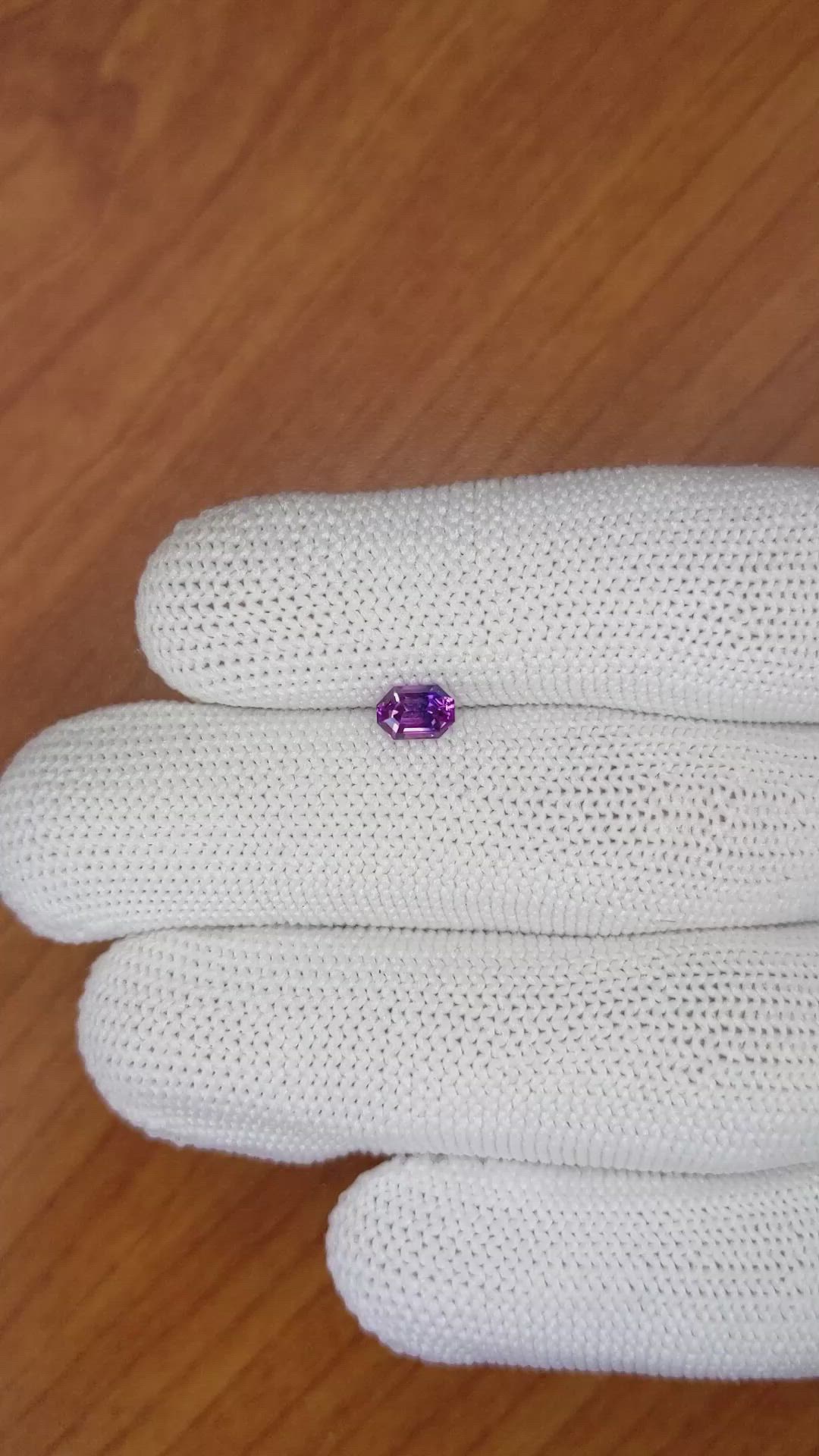 0.71 Ct. Pinkish Purple Sapphire from Ceylon (Sri Lanka) Size Video